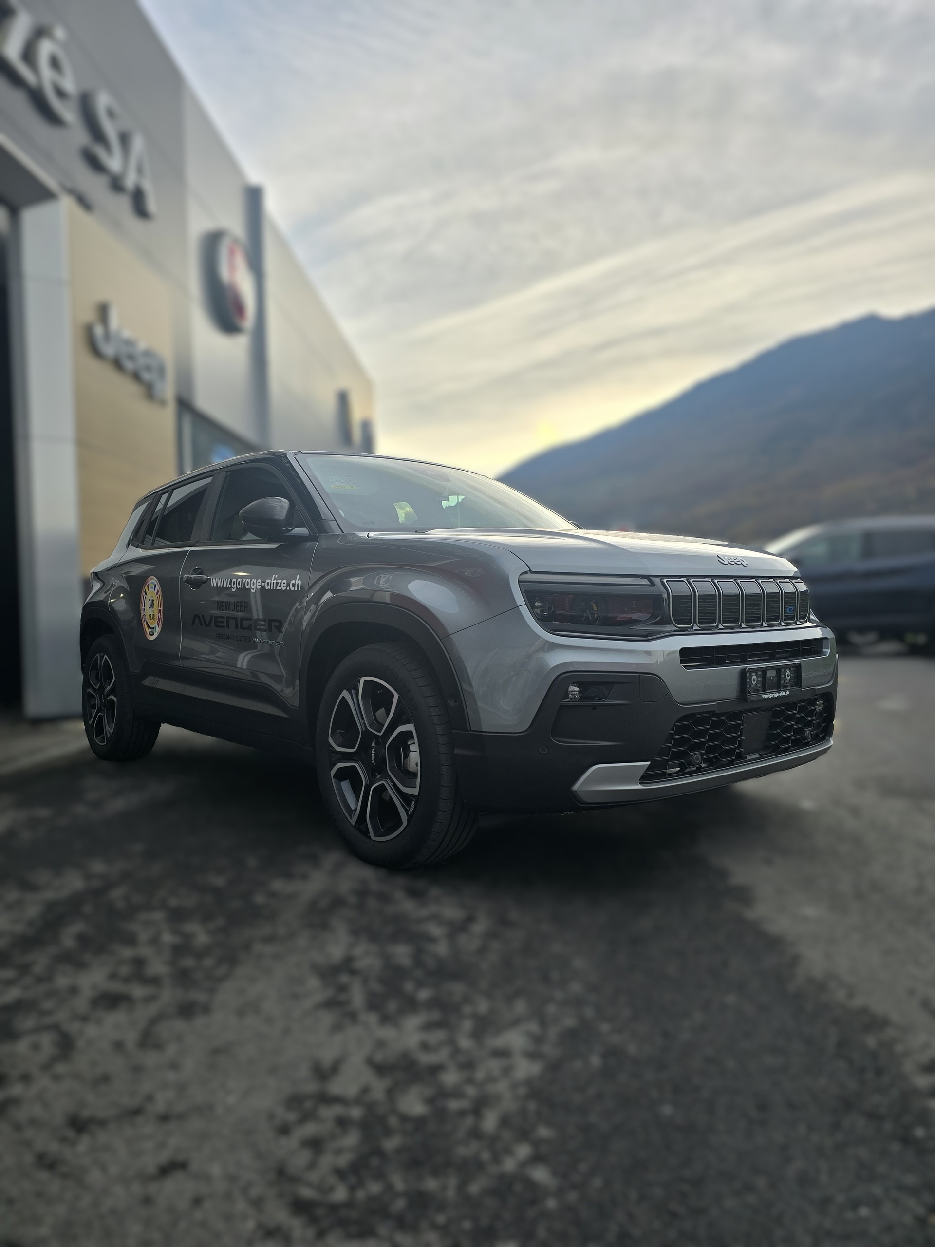 JEEP Avenger 54kWh Summit-image-6