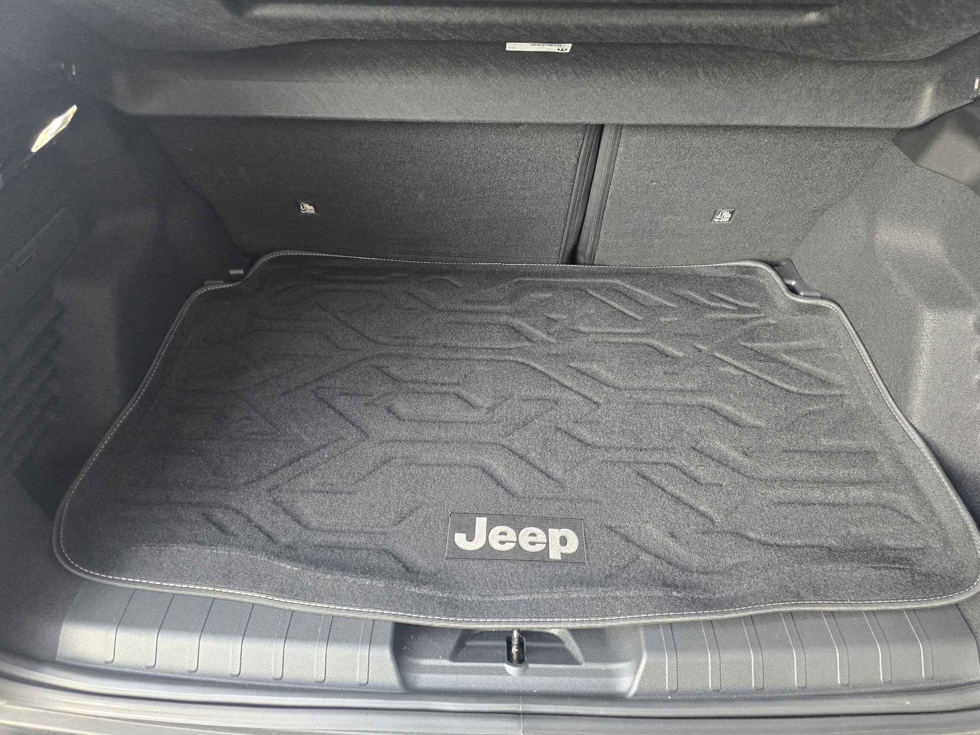 JEEP Avenger 54kWh Summit-image-19