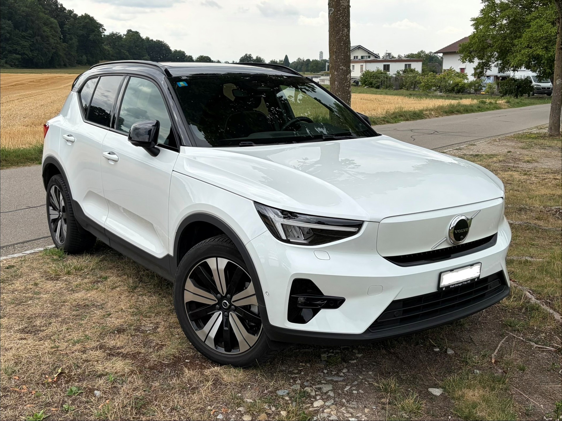 VOLVO XC40 Recharge P6 Ultimate-image-14
