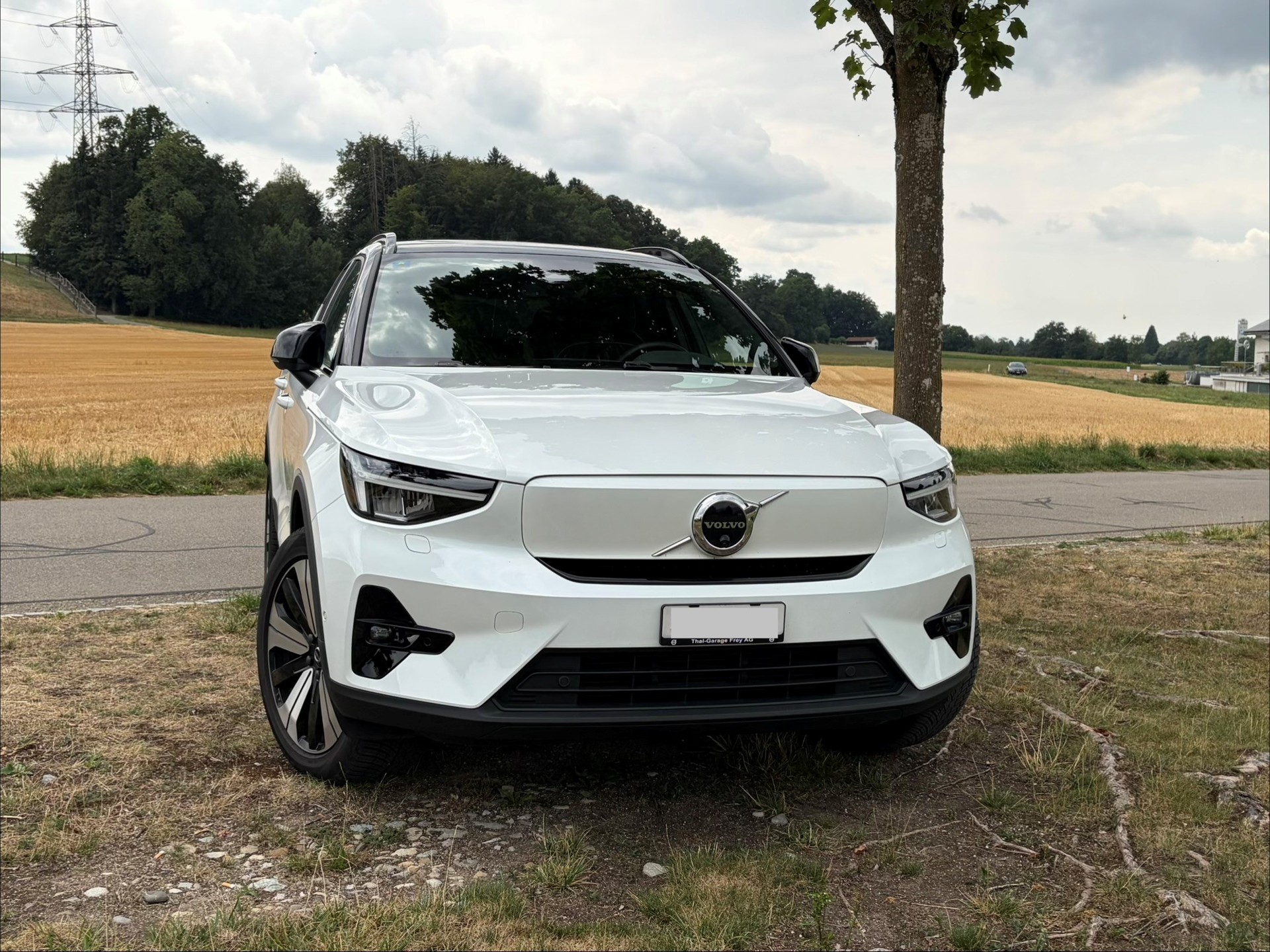 VOLVO XC40 Recharge P6 Ultimate-image-12