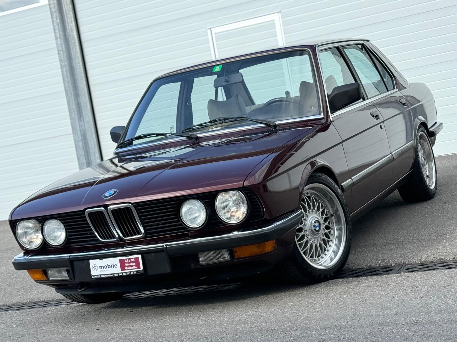 BMW 528i A