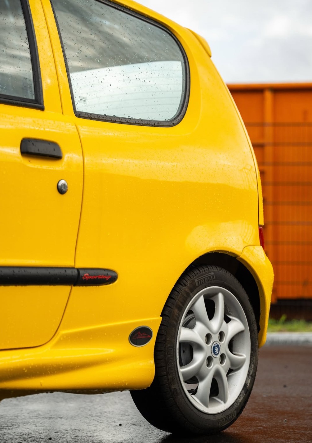 FIAT Seicento Ltd. Edition Michael Schumacher-showroom-element-3