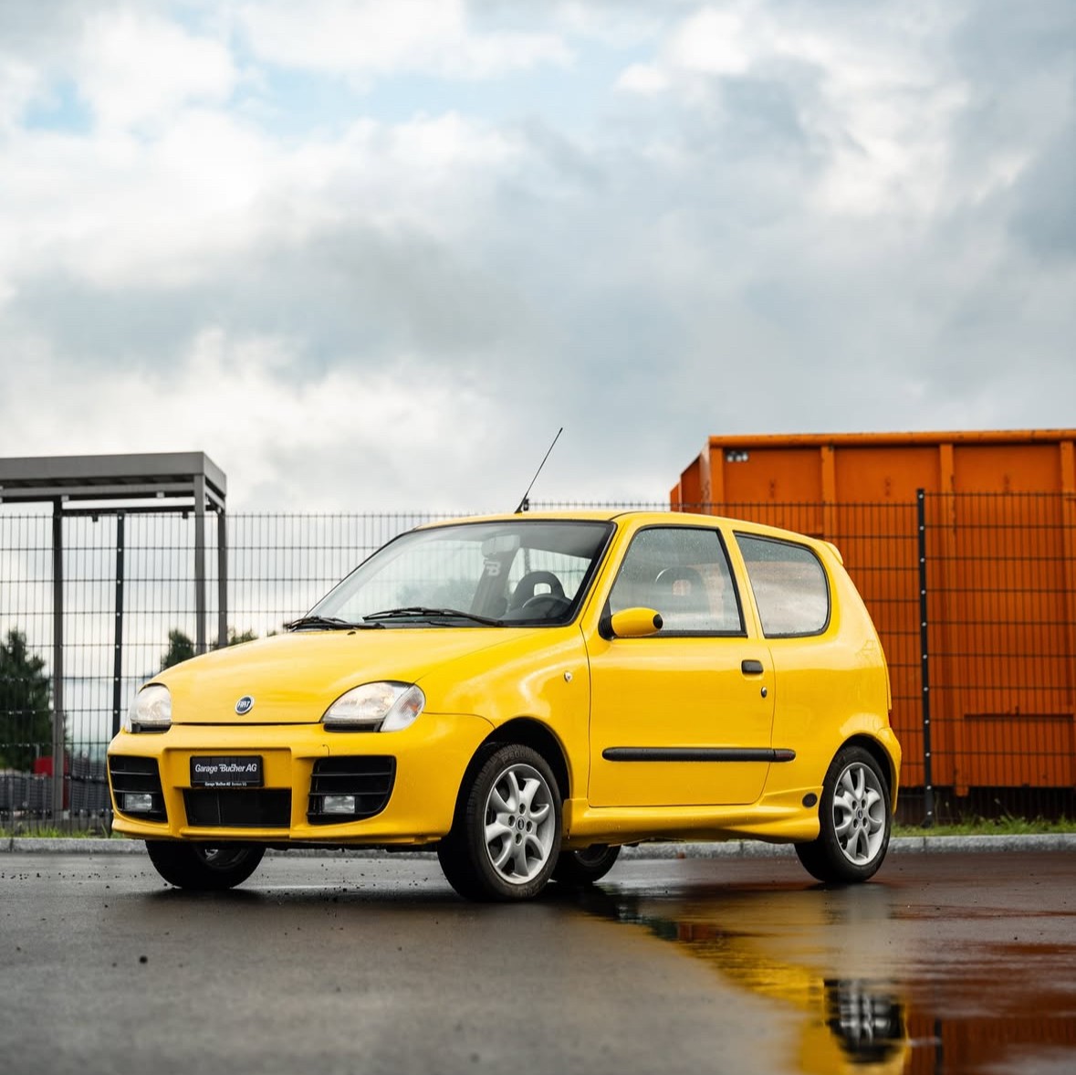 Car photo