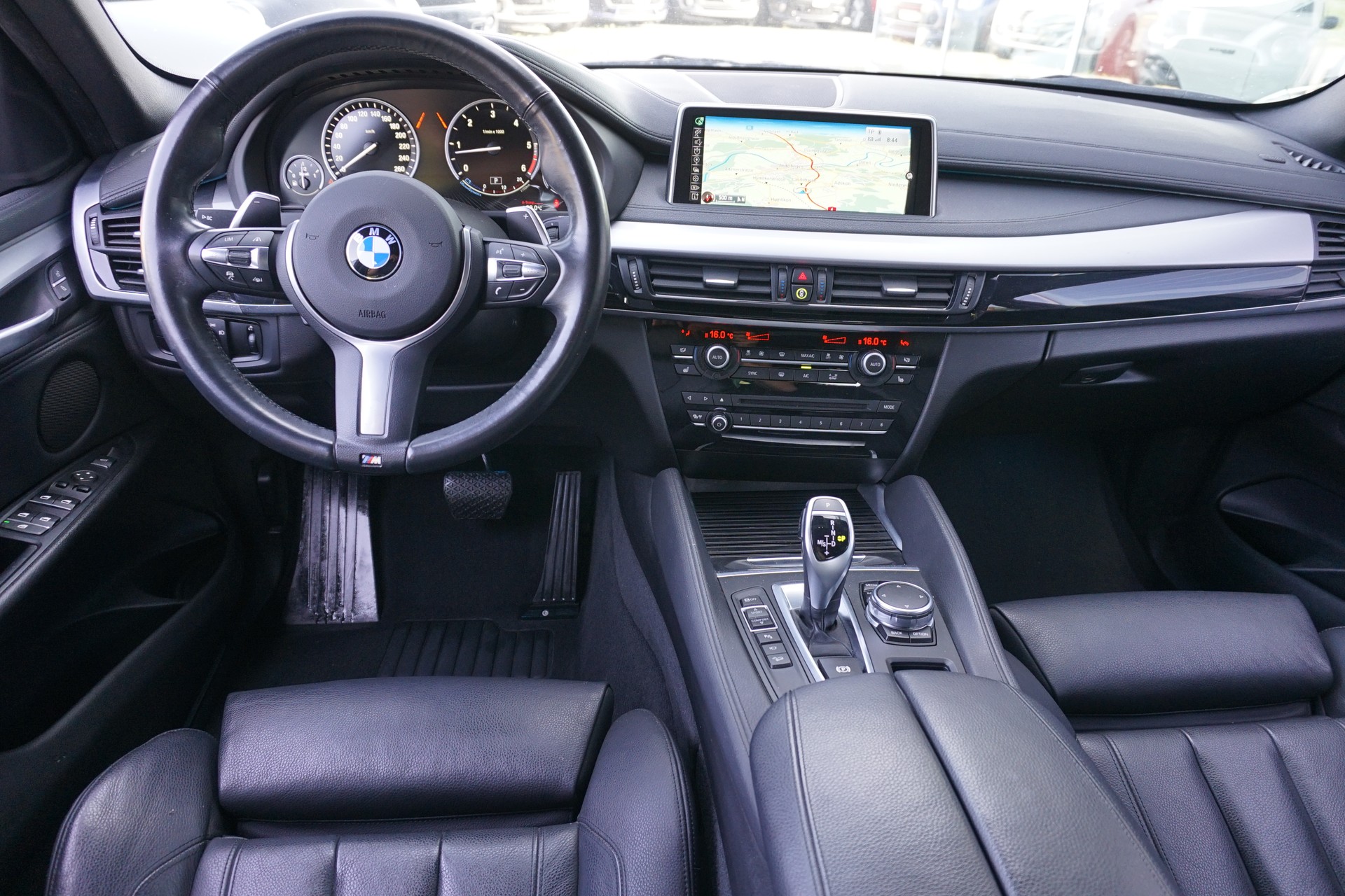 BMW X6 xDrive 30d 258PS 5-Plätzer-image-12