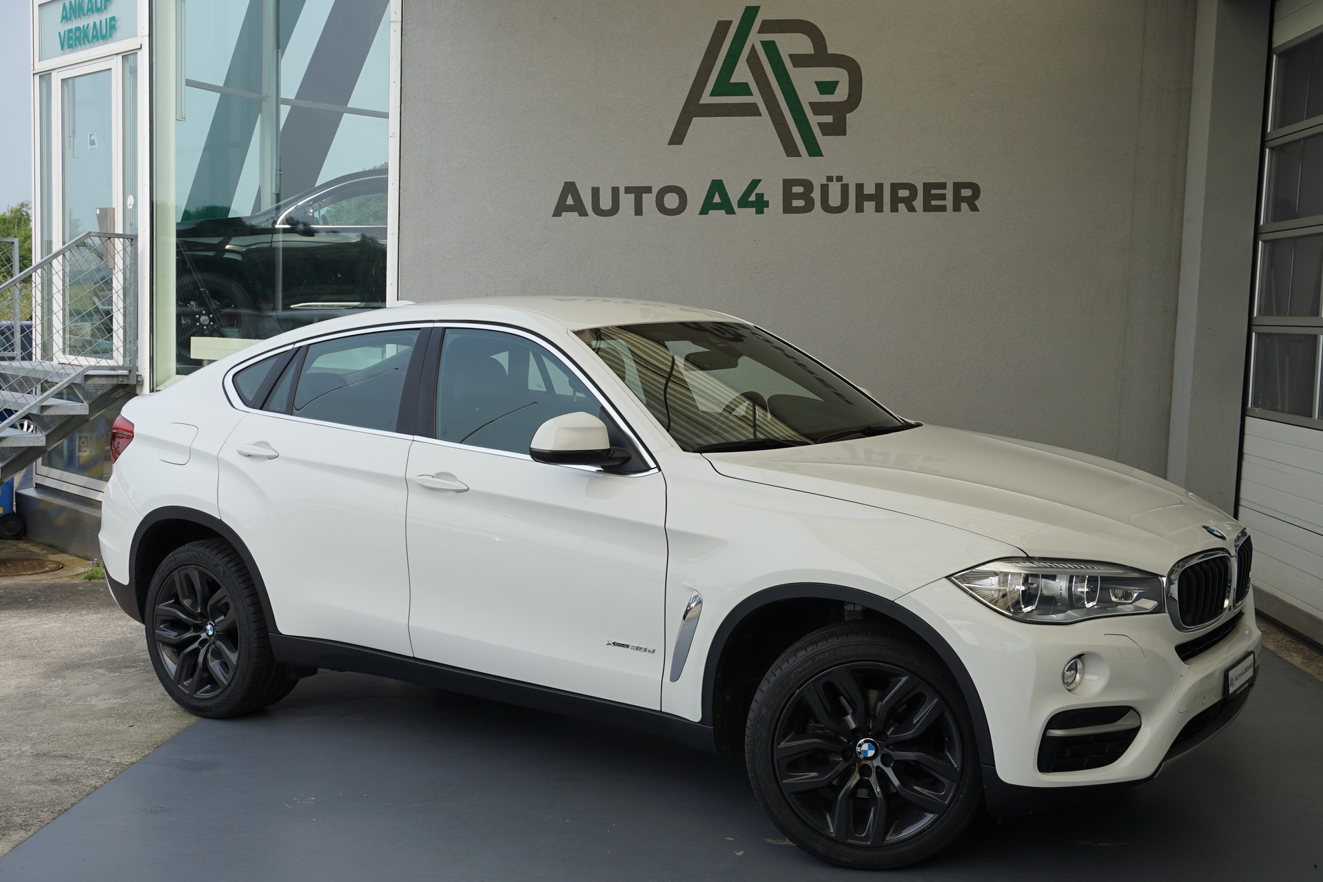 BMW X6 xDrive 30d 258PS 5-Plätzer-image-1