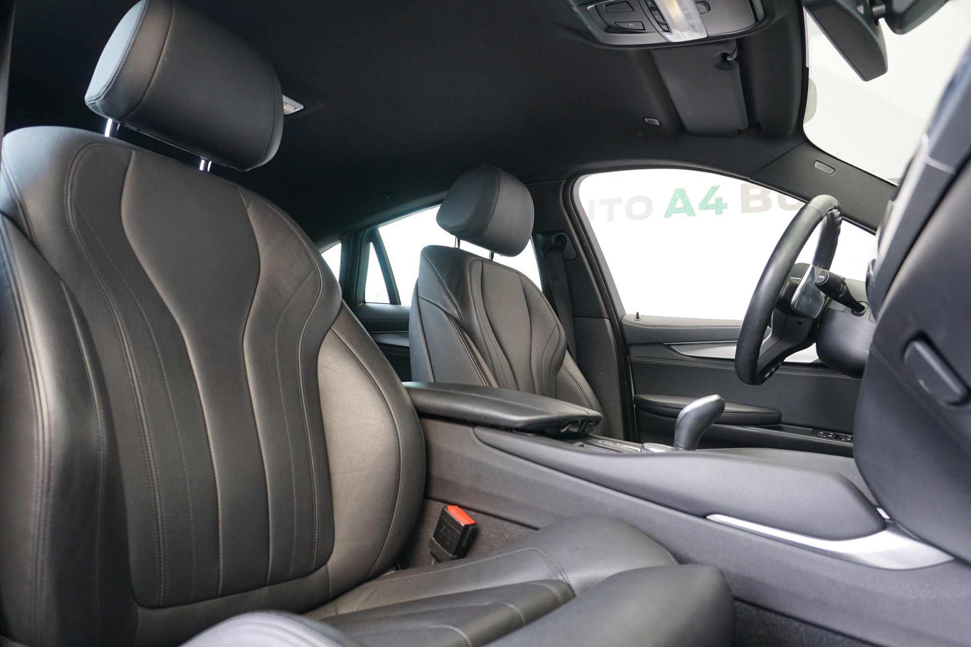 BMW X6 xDrive 30d 258PS 5-Plätzer-image-16