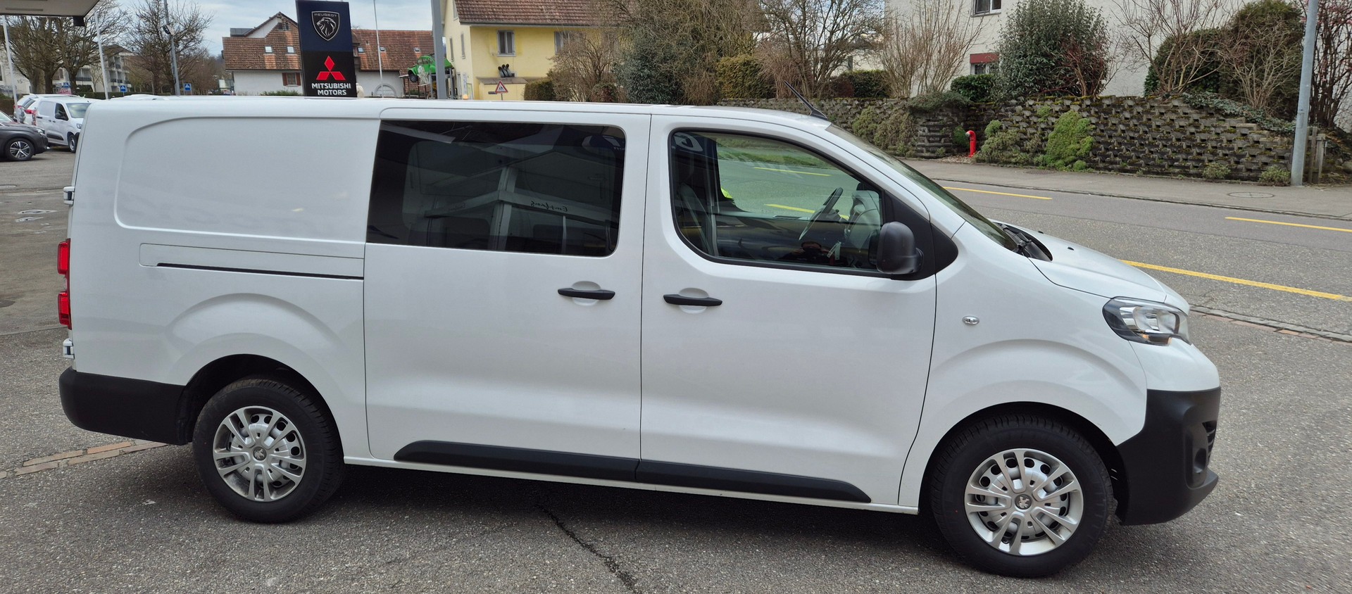 PEUGEOT Expert 2.0 SwissCamion+ Long-image-3