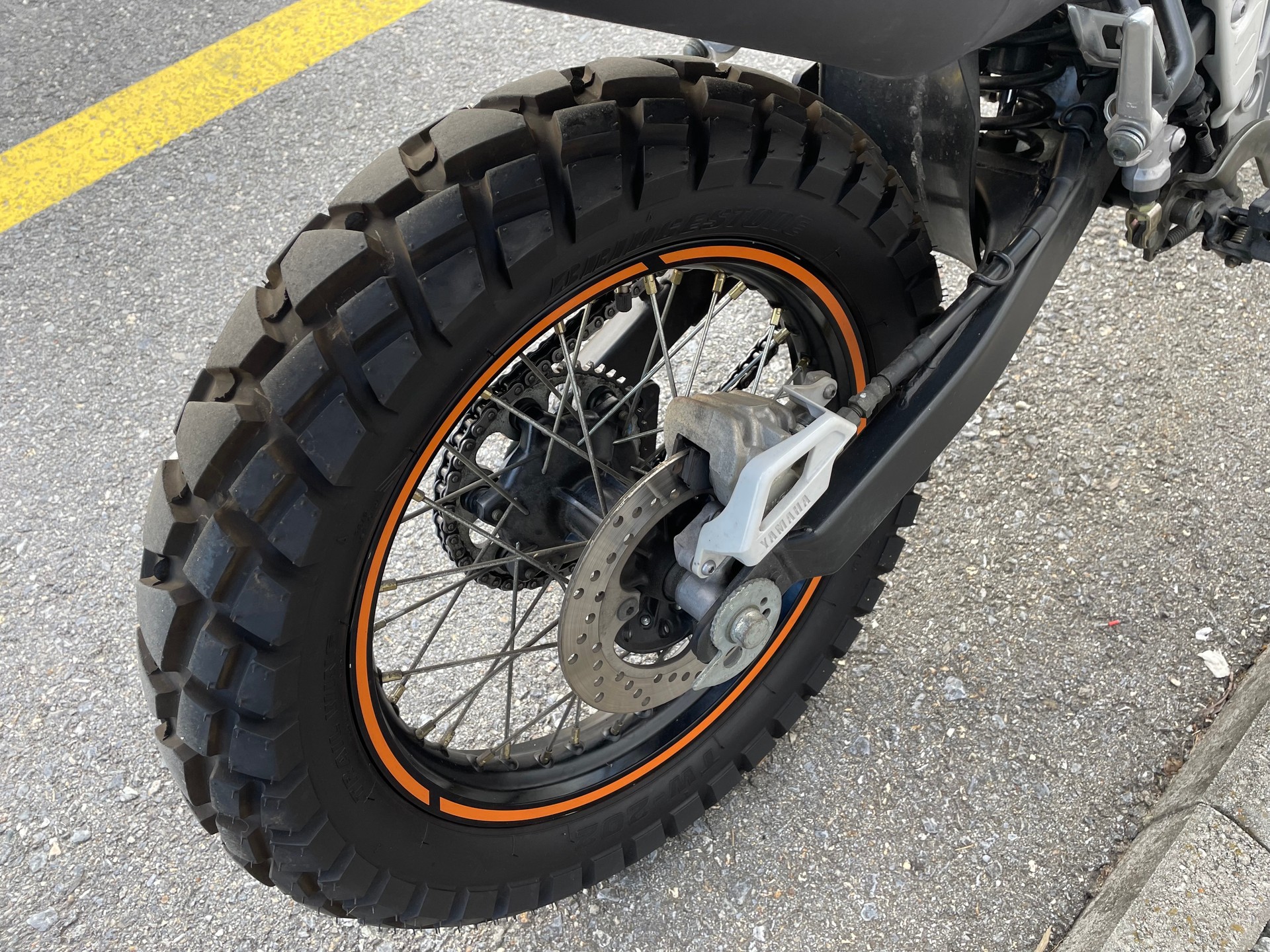 YAMAHA XG 250 Tricker-image-9