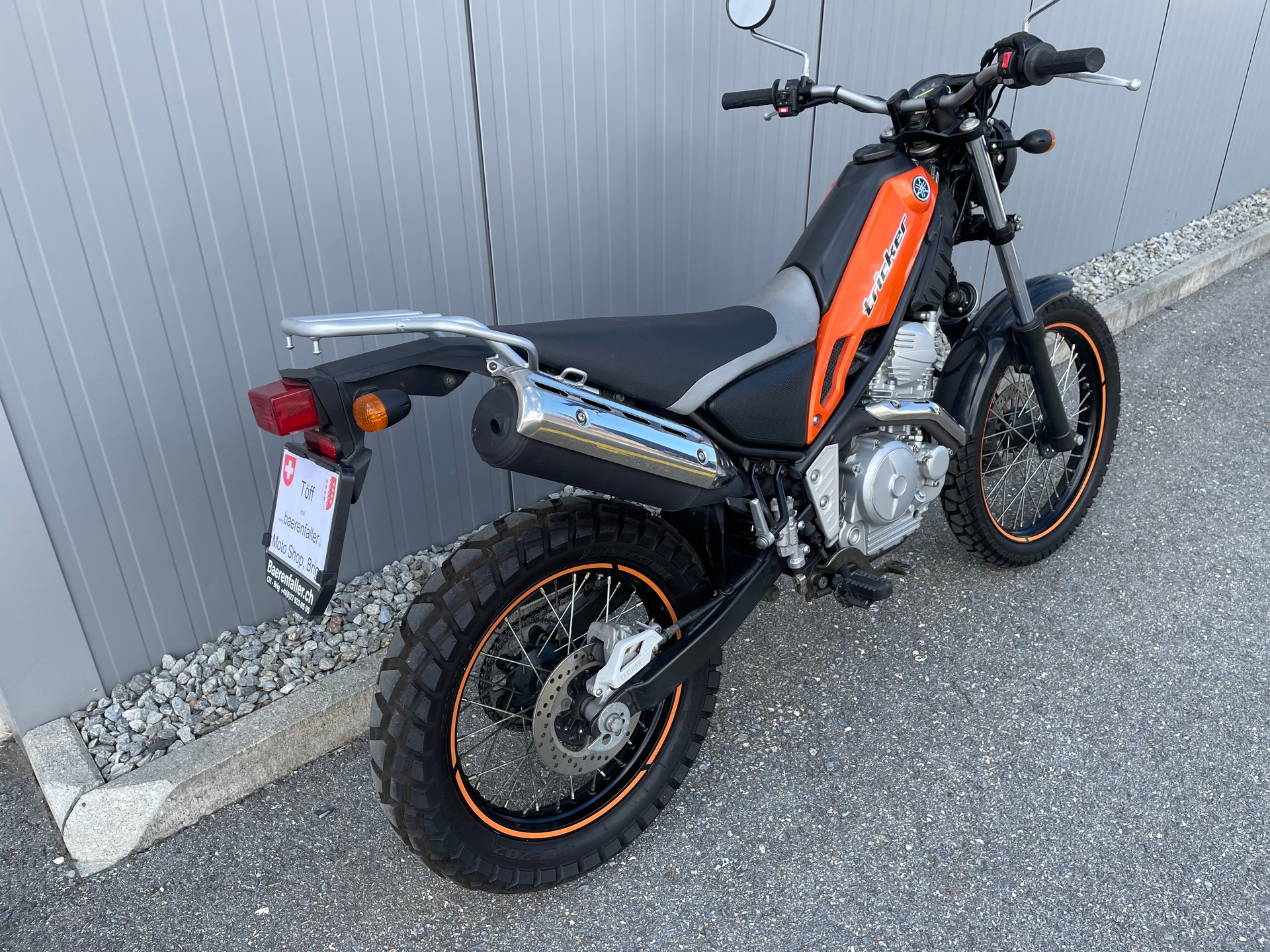YAMAHA XG 250 Tricker-showroom-element-3