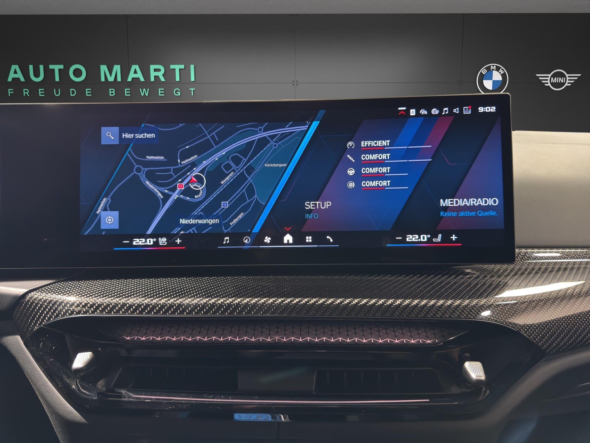 BMW M3 Competition xDrive Touring-image-8