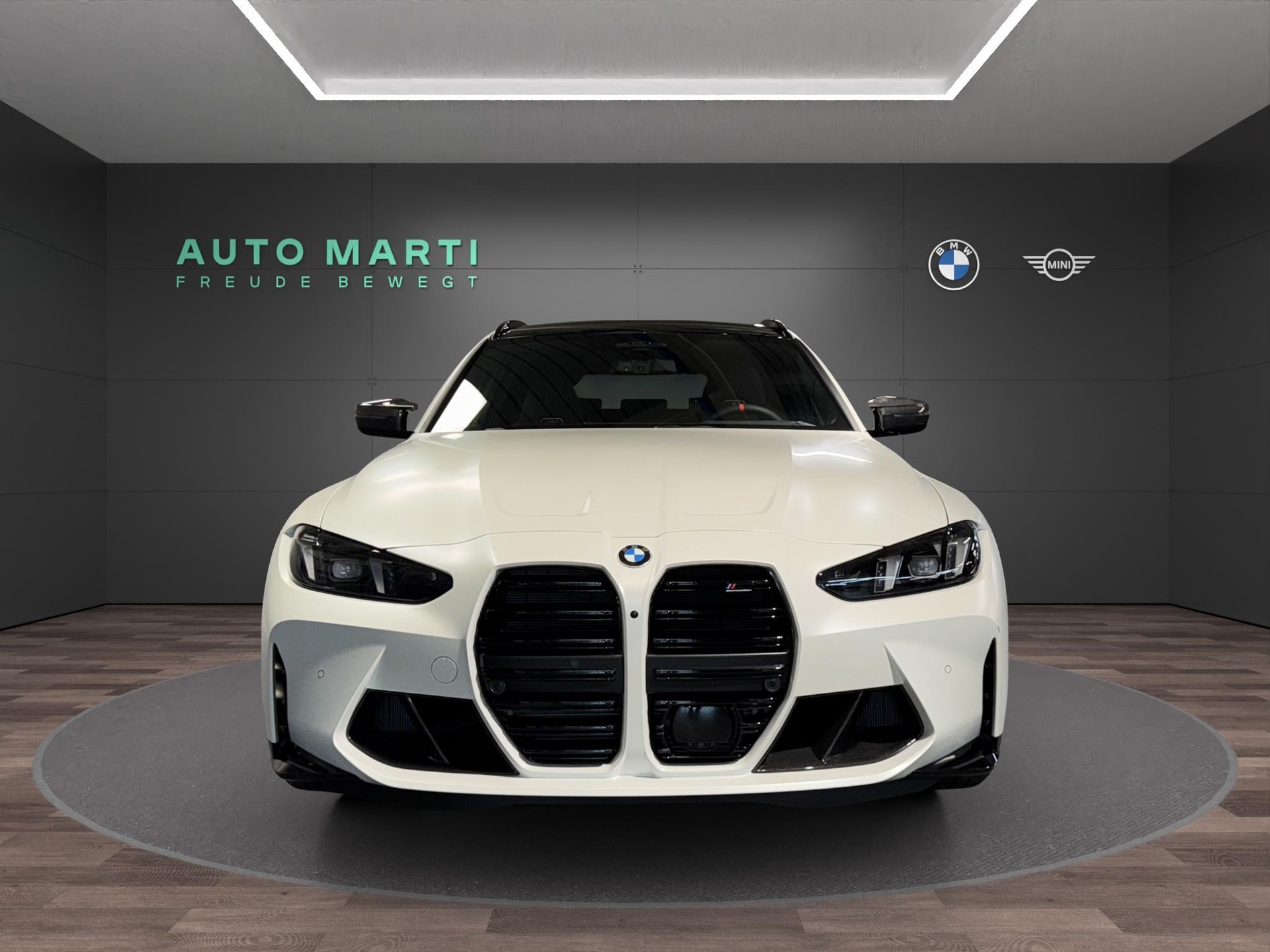 BMW M3 Competition xDrive Touring-image-4