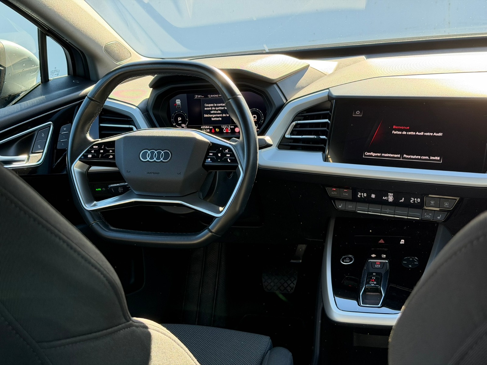 AUDI Q4 e-tron 50 quattro-image-9