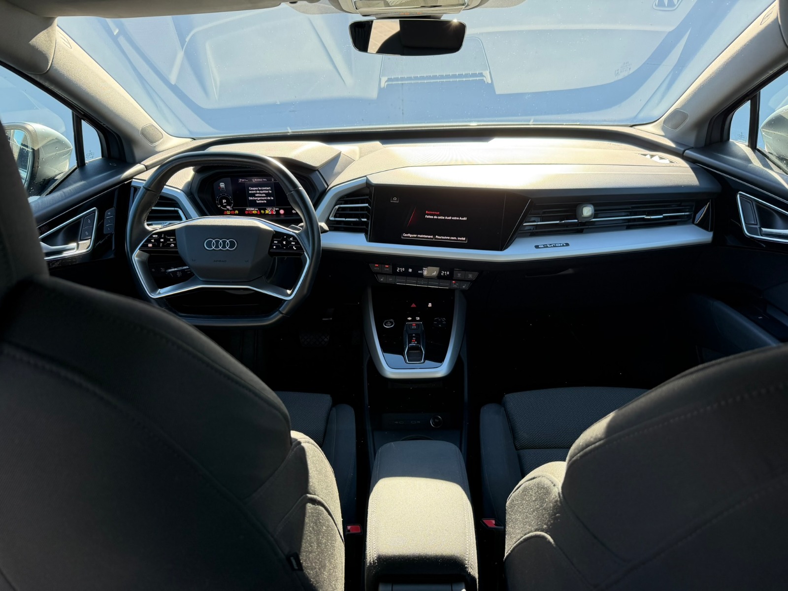 AUDI Q4 e-tron 50 quattro-image-10