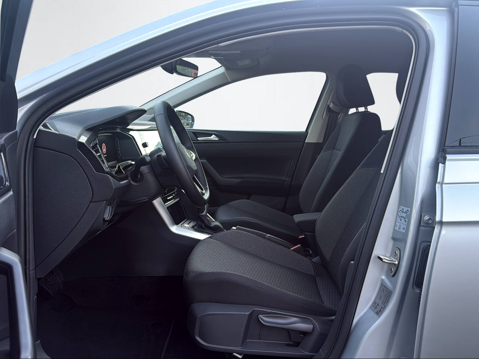VW Polo Life 1.0TSI 115PS 1000ccm 115PS/85kW 3 Zylinder TSI Benzin-image-7