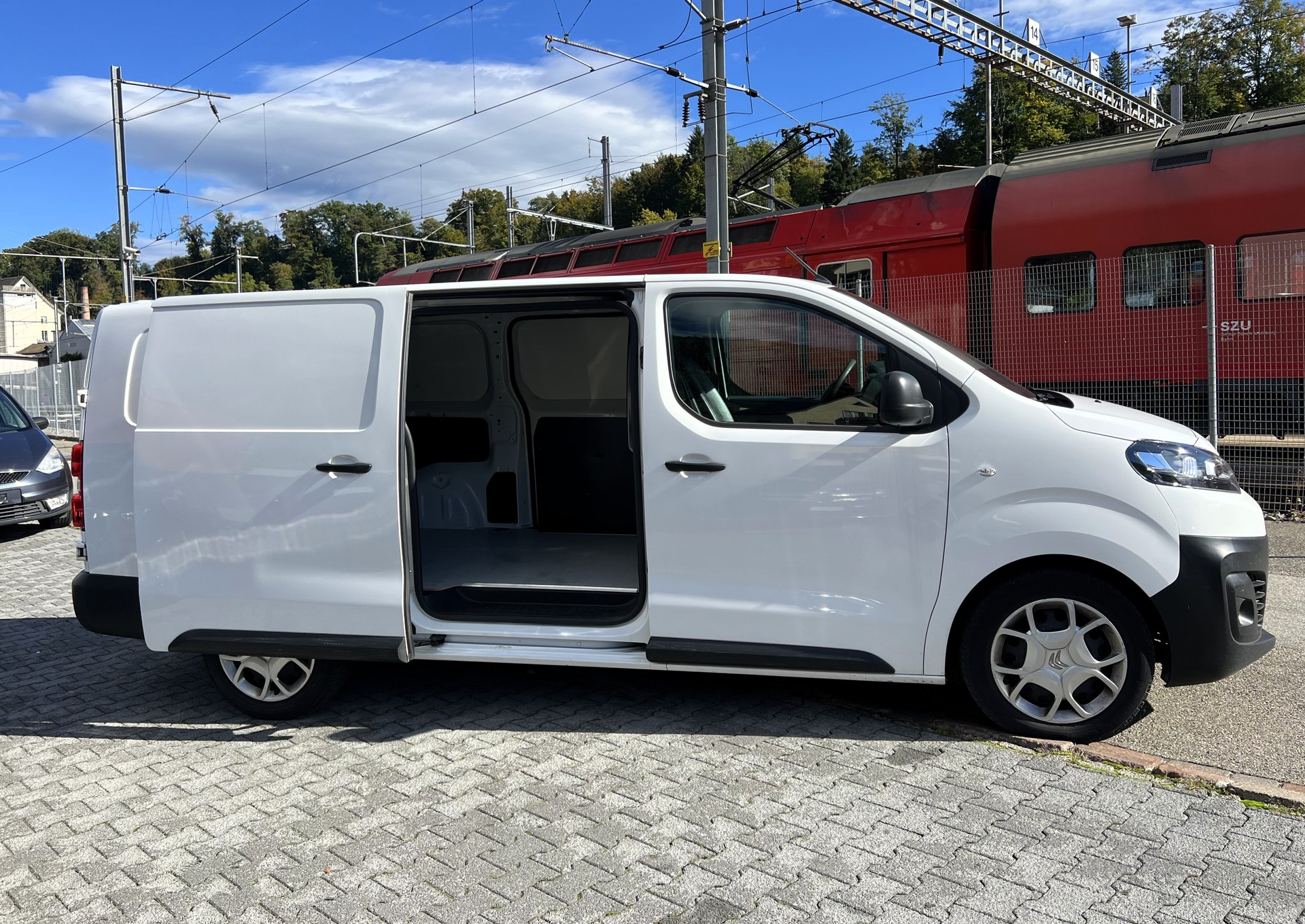 CITROEN Jumpy 2.0 BlueHDi 120 XL Club-image-8