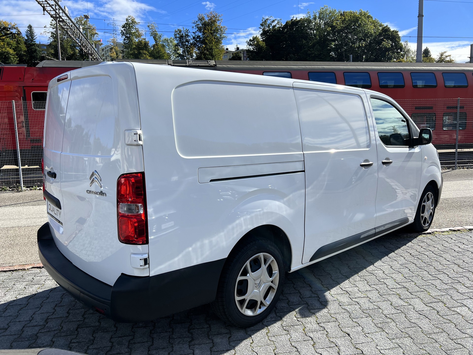CITROEN Jumpy 2.0 BlueHDi 120 XL Club-image-4