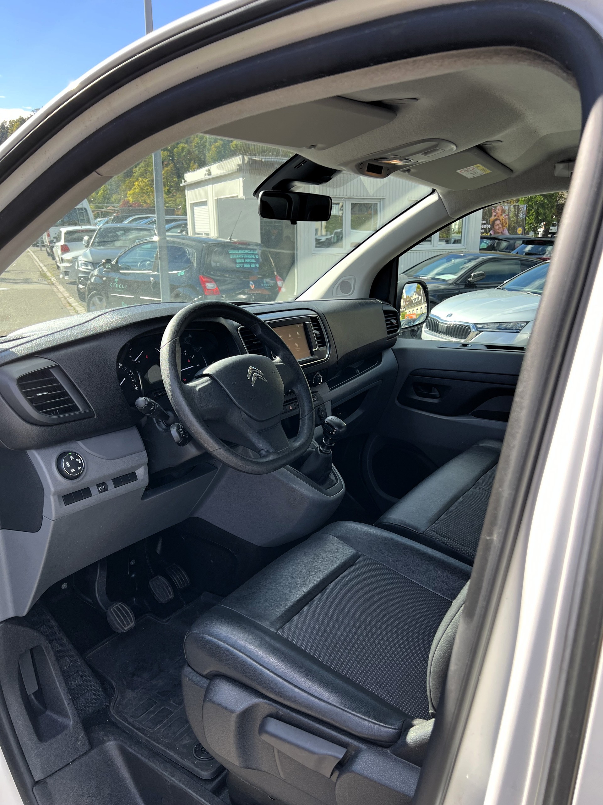 CITROEN Jumpy 2.0 BlueHDi 120 XL Club-image-12