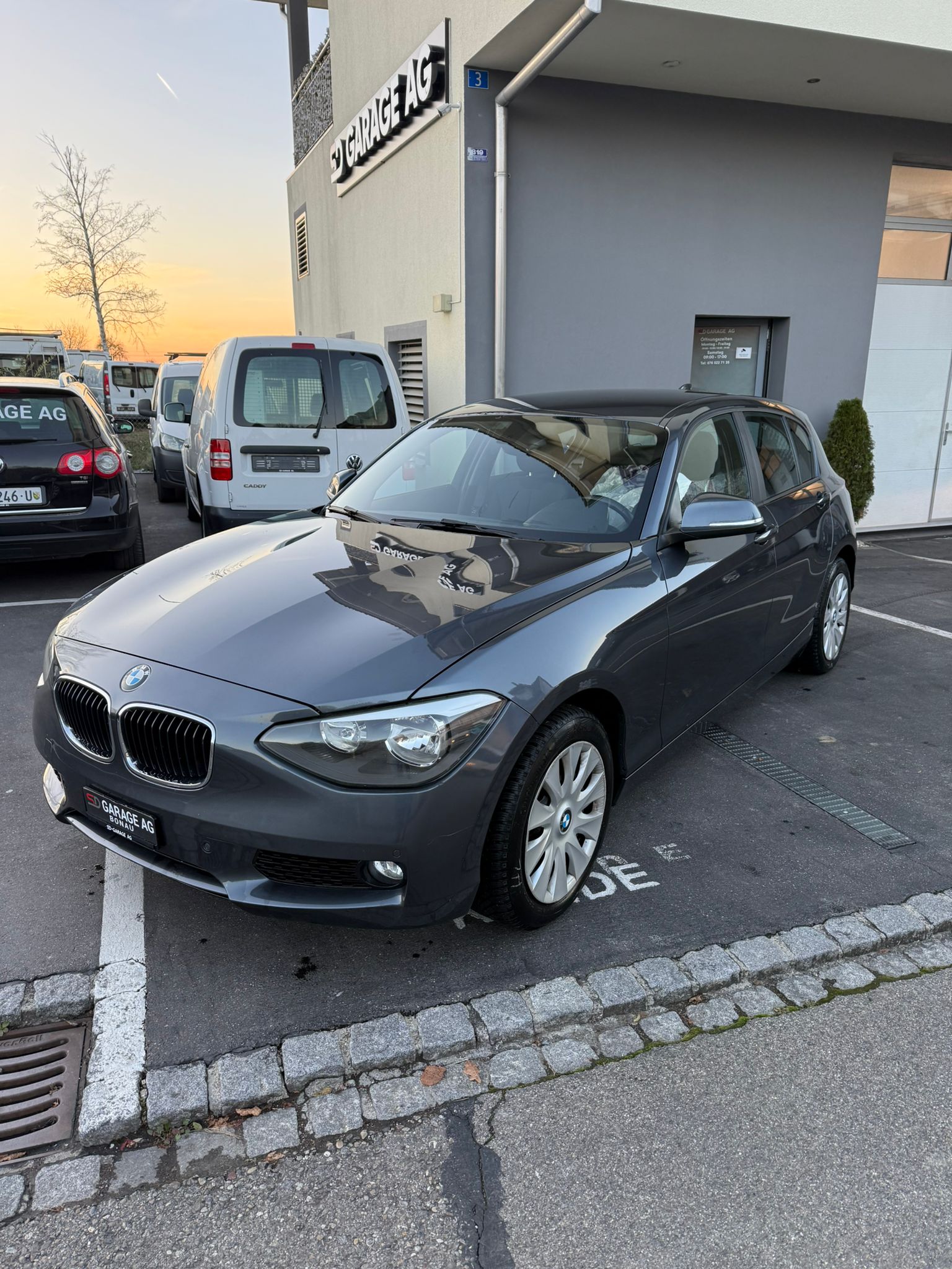 BMW 116i Steptronic-image-0