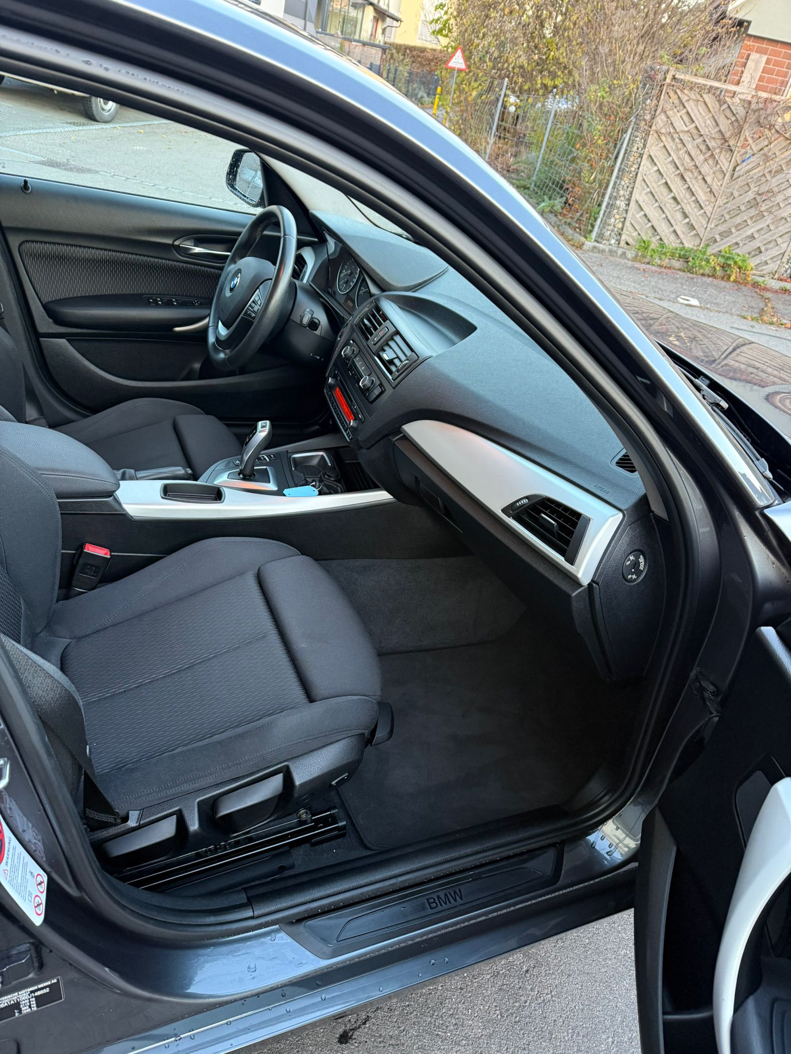 BMW 116i Steptronic-image-9