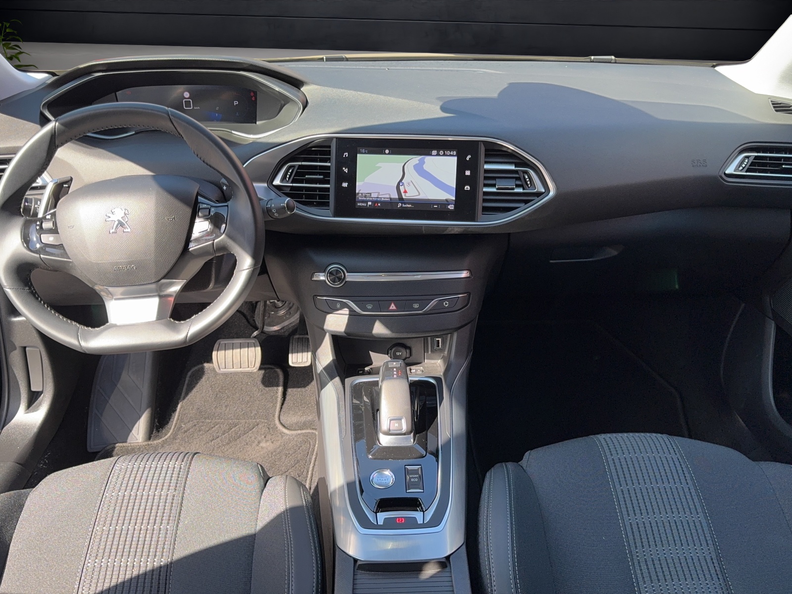PEUGEOT 308 SW 1.2 PT All.P. EAT8-image-5