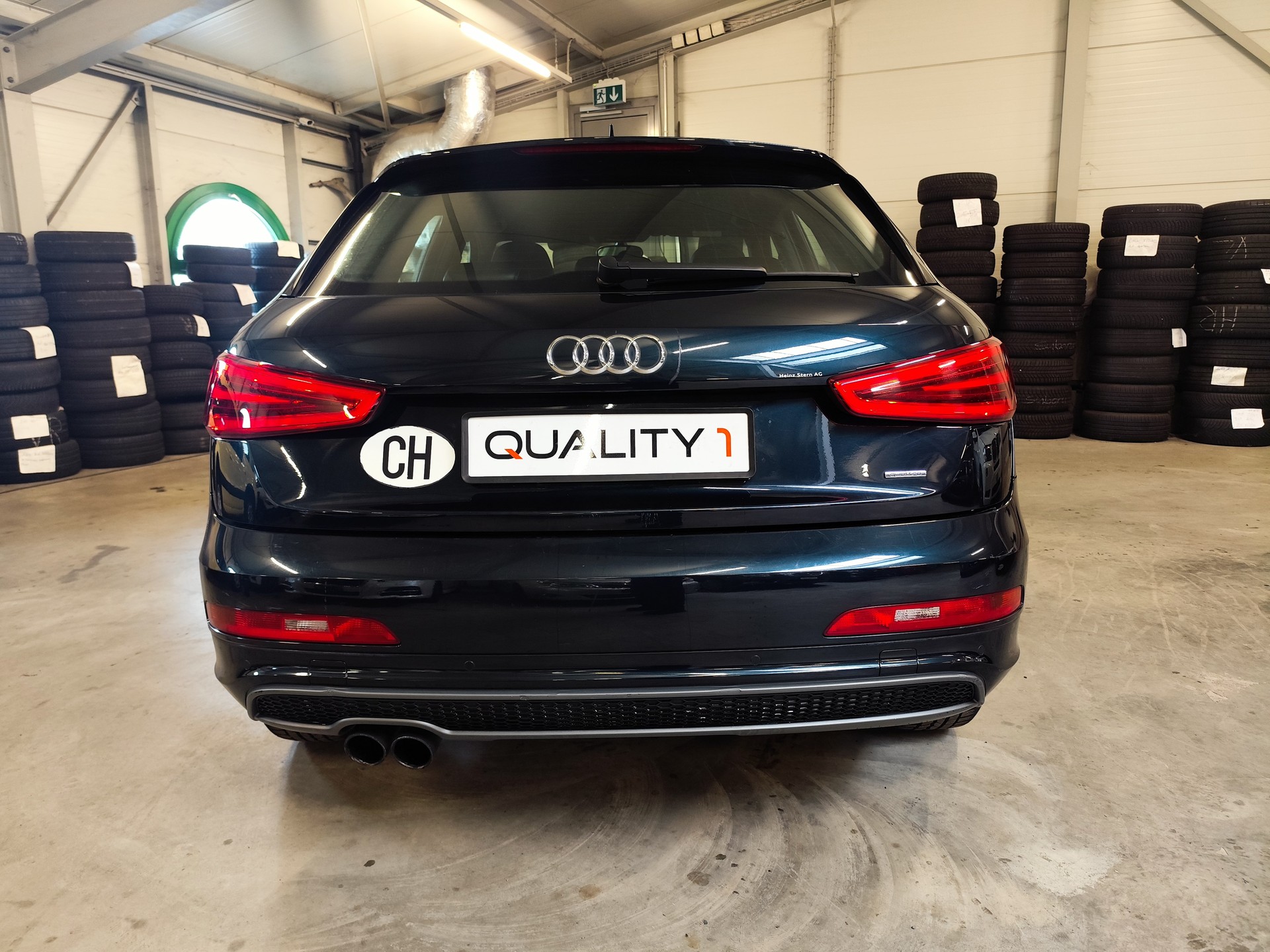 AUDI Q3 2.0 TDI quattro S-tronic-image-3