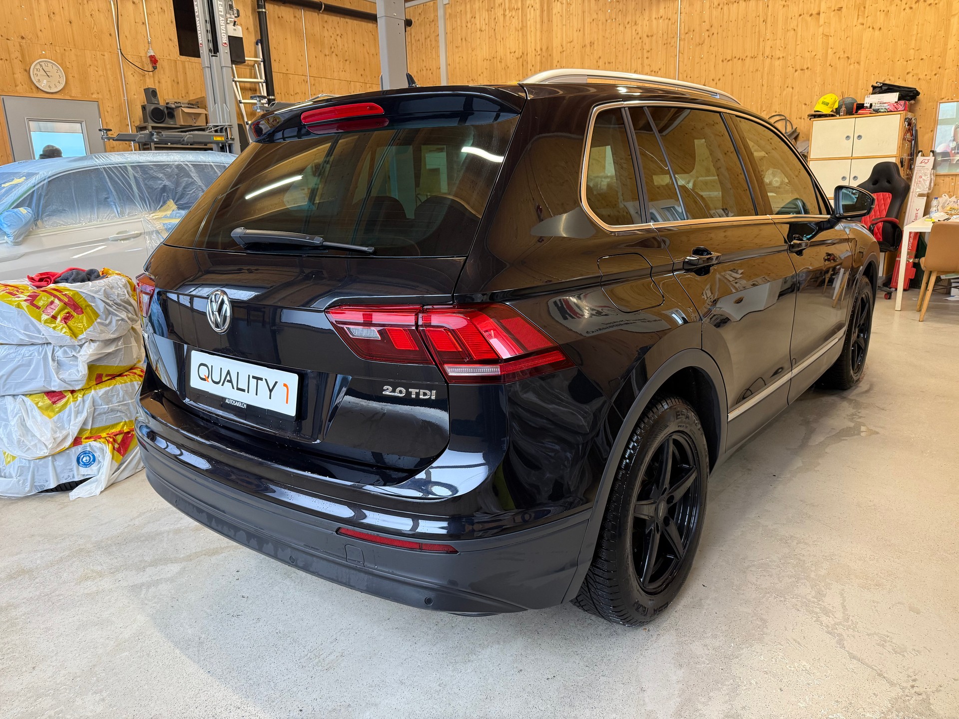 VW Tiguan 2.0 TDI SCR Comfortline 4Motion DSG-image-4