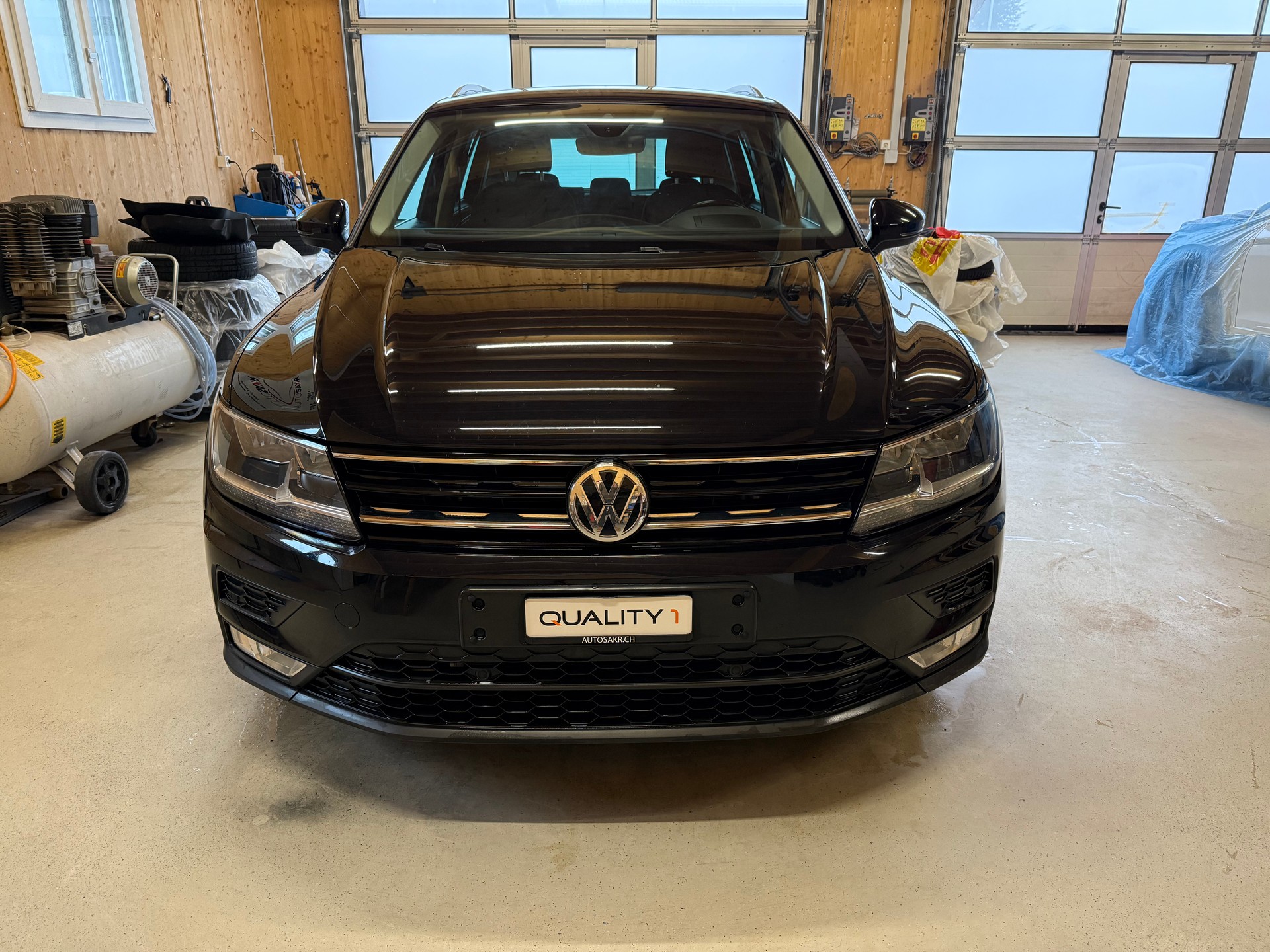 VW Tiguan 2.0 TDI SCR Comfortline 4Motion DSG-image-1