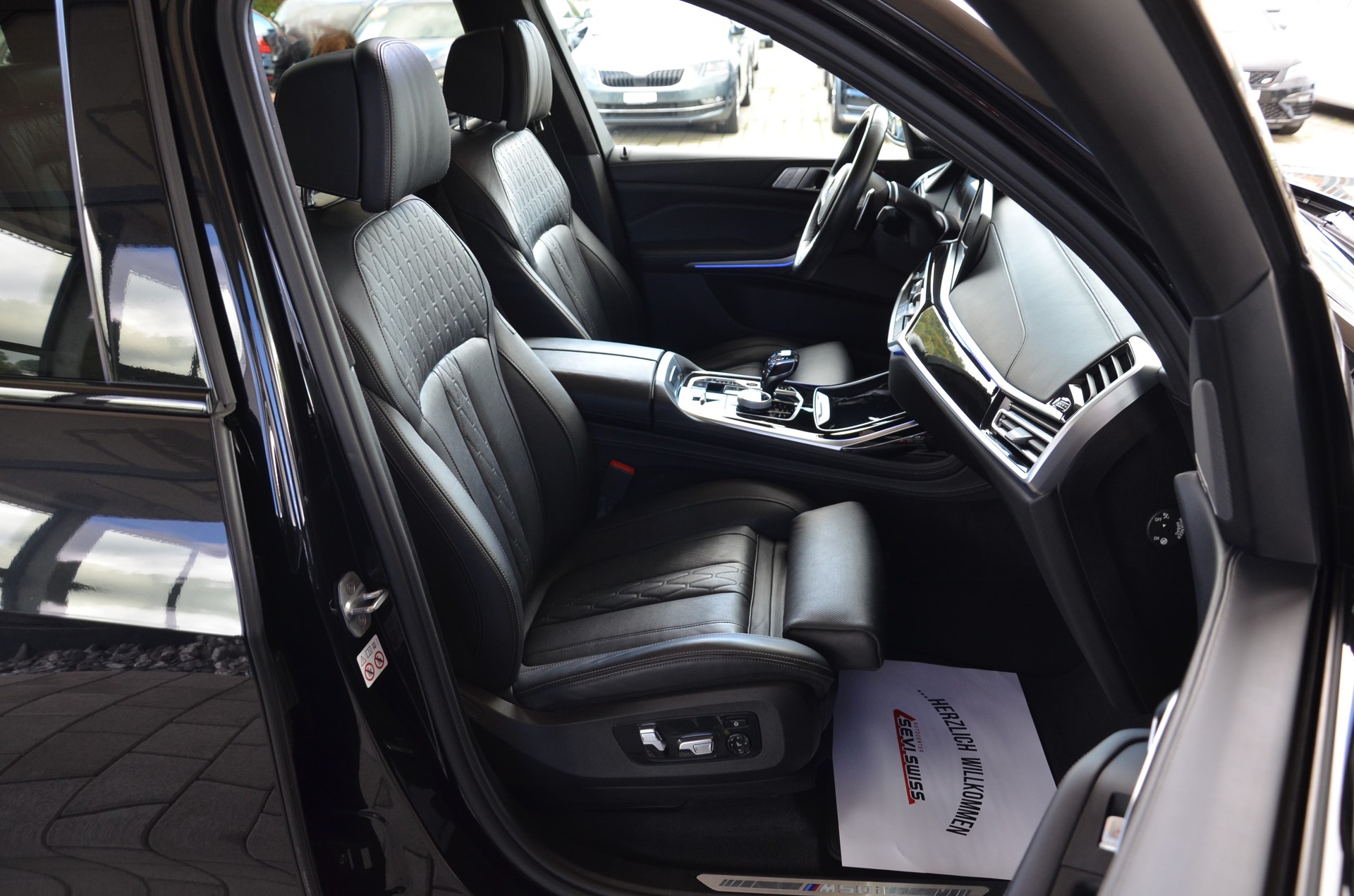 BMW X7 xDrive M50i Steptronic*7 Plätzer*Ab MFK,1 Jahr oder 20000km Garantie auf Motor und Getriebe*-image-14