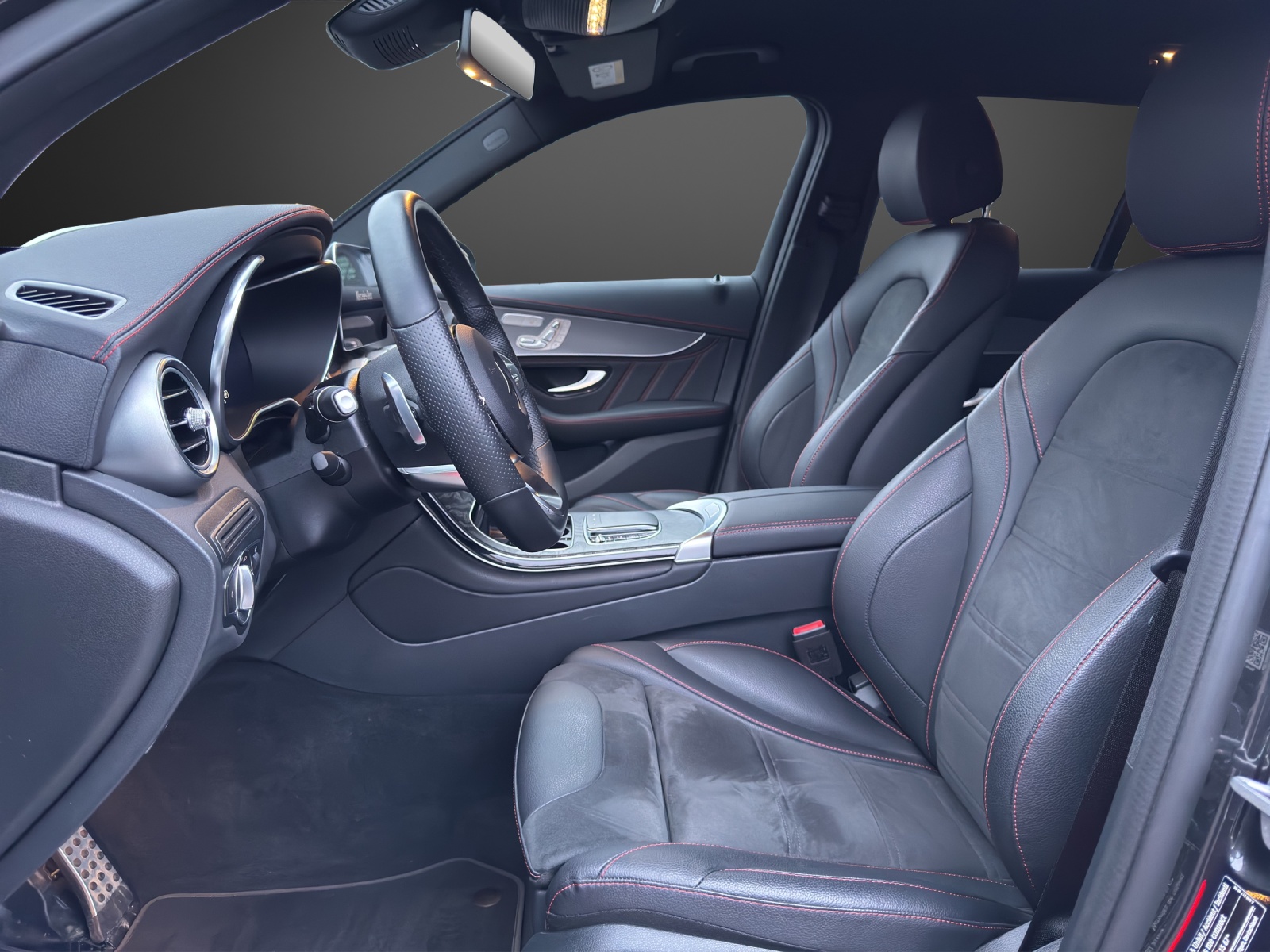 MERCEDES-BENZ GLC 200 AMG Line Plus 4M-image-9