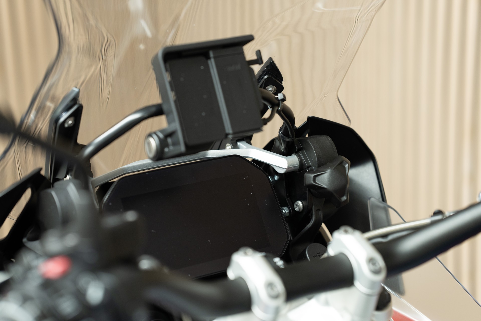 BMW R 1250 GS Adventure-showroom-element-2