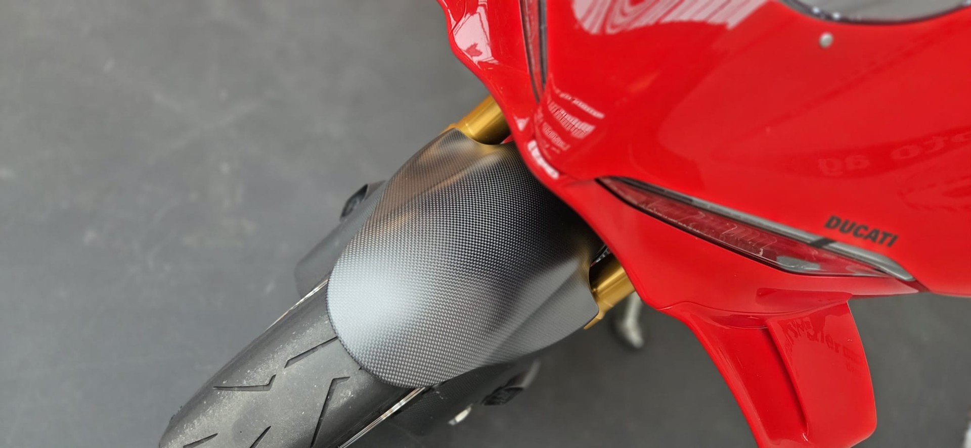 DUCATI Panigale V4 S-image-11