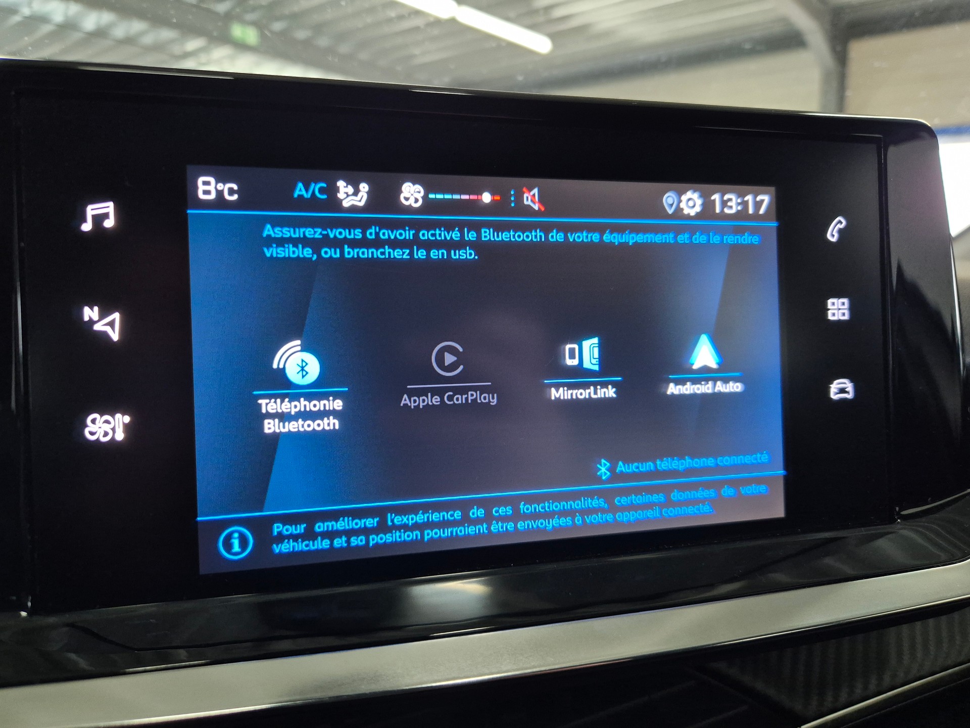 PEUGEOT 208 1.2 PureTech Active-image-10
