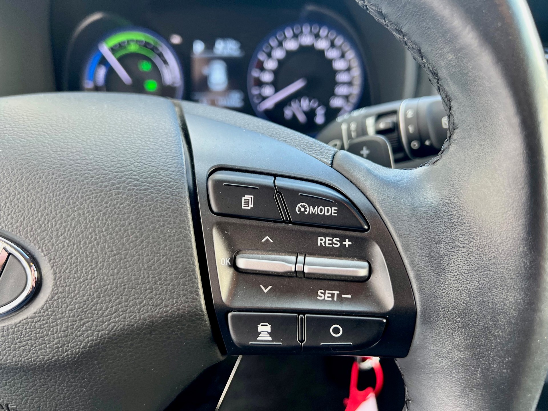 HYUNDAI Kona 1.6 GDi HEV Amplia DCT-image-11