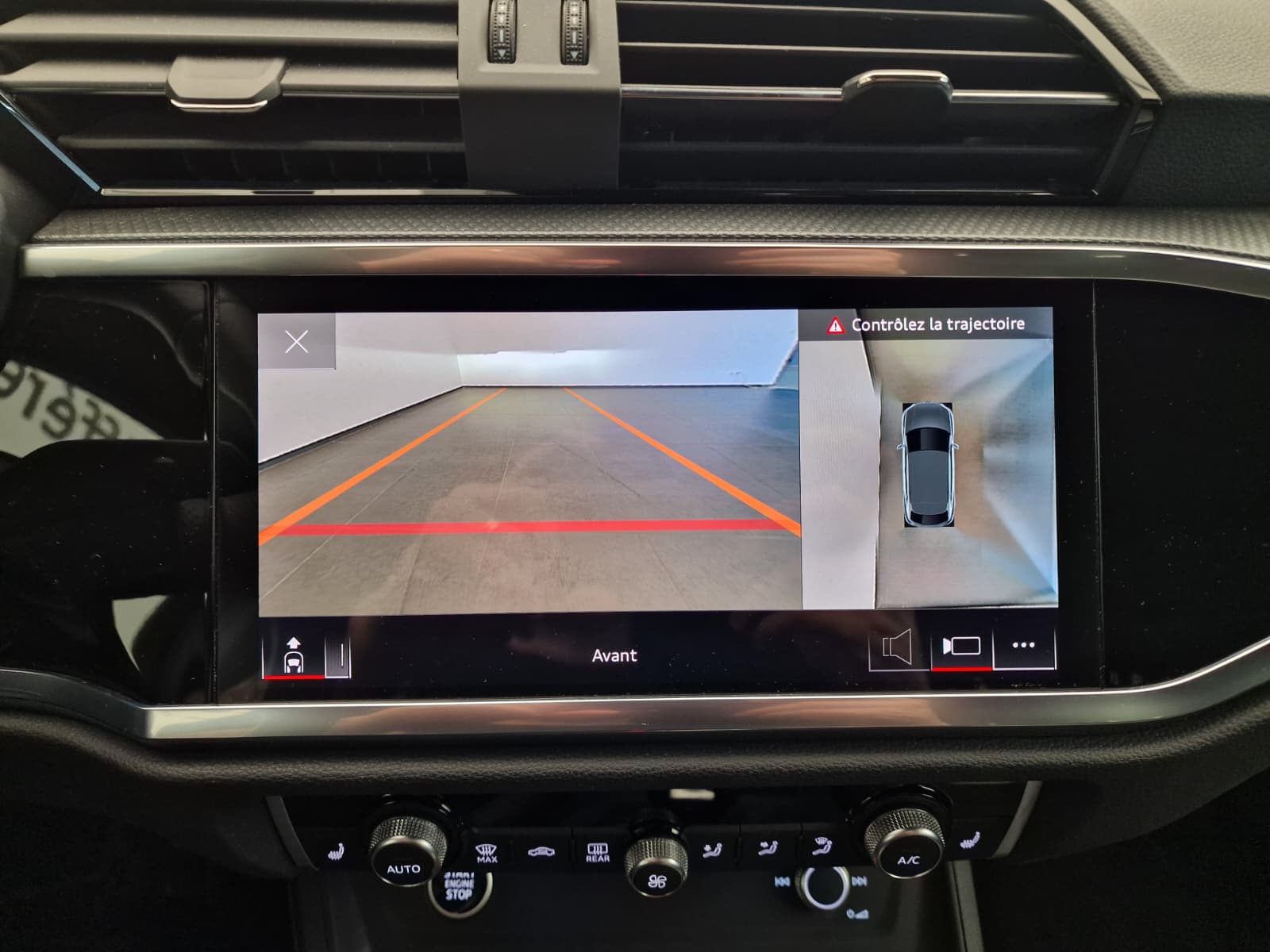 AUDI Q3 Sportback 35 TFSI S line Attraction S-tronic-image-12