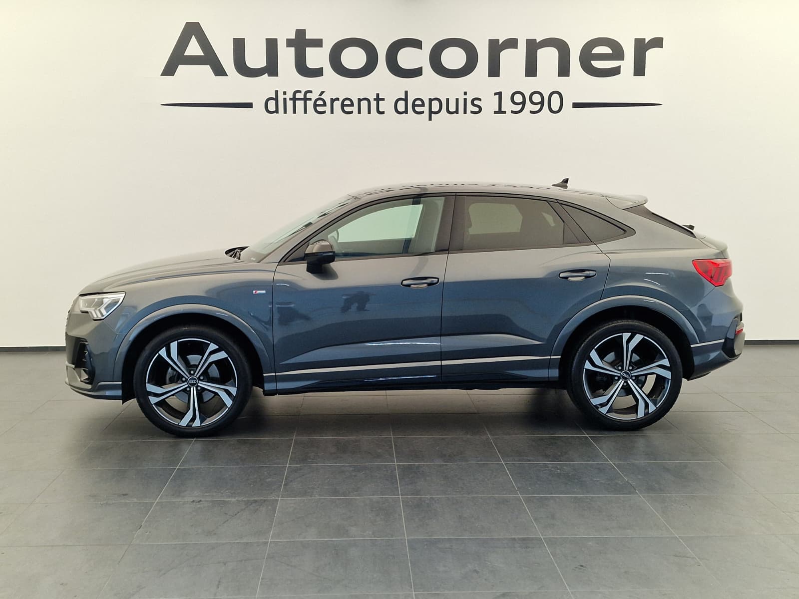AUDI Q3 Sportback 35 TFSI S line Attraction S-tronic-image-1