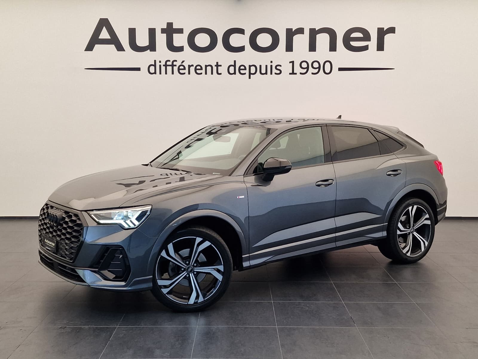 AUDI Q3 Sportback 35 TFSI S line Attraction S-tronic-image-0