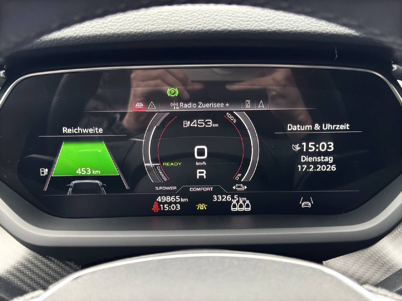 AUDI e-tron GT quattro-image-9