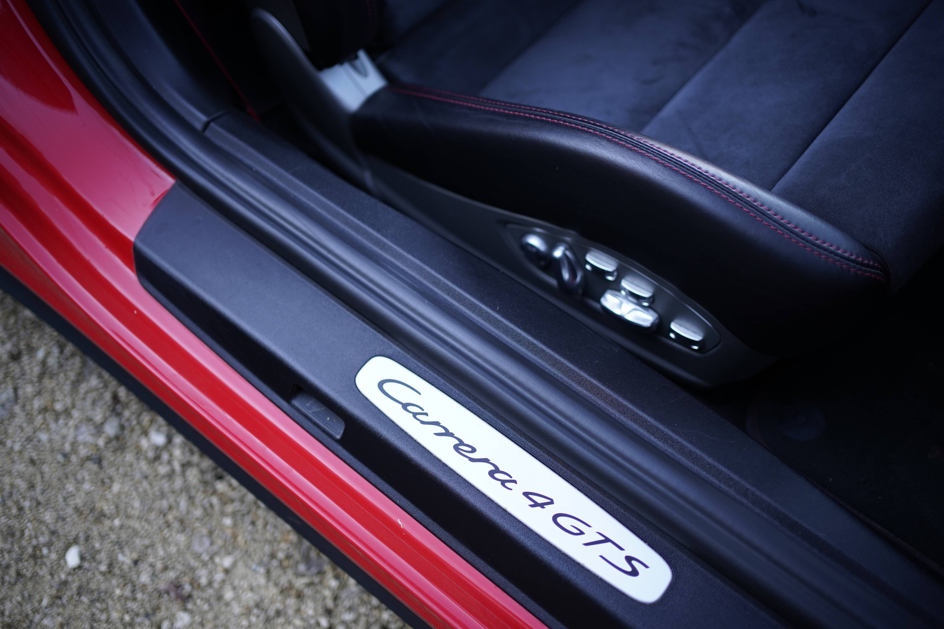 PORSCHE 911 Carrera 4 GTS PDK-image-11
