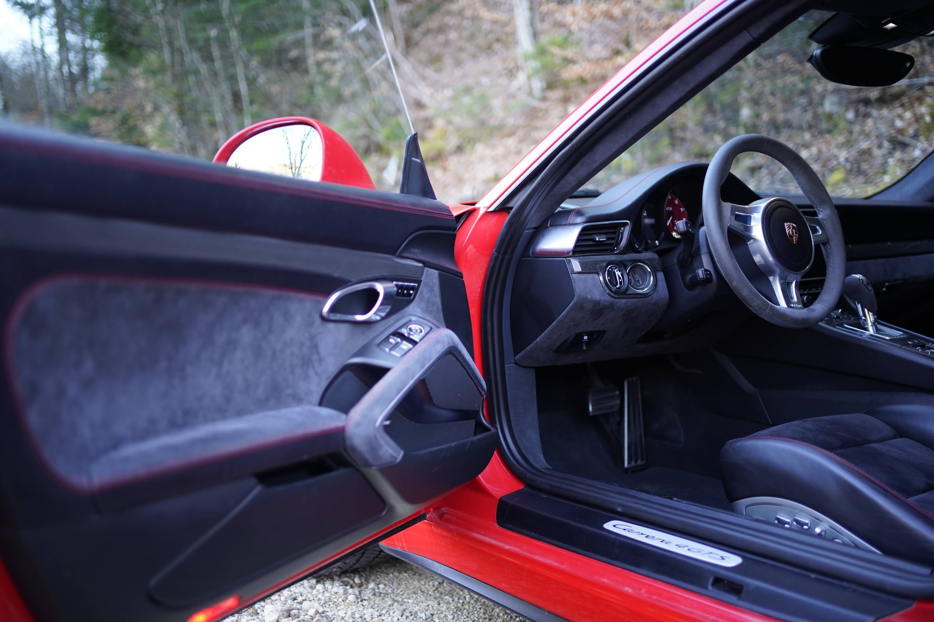 PORSCHE 911 Carrera 4 GTS PDK-image-8