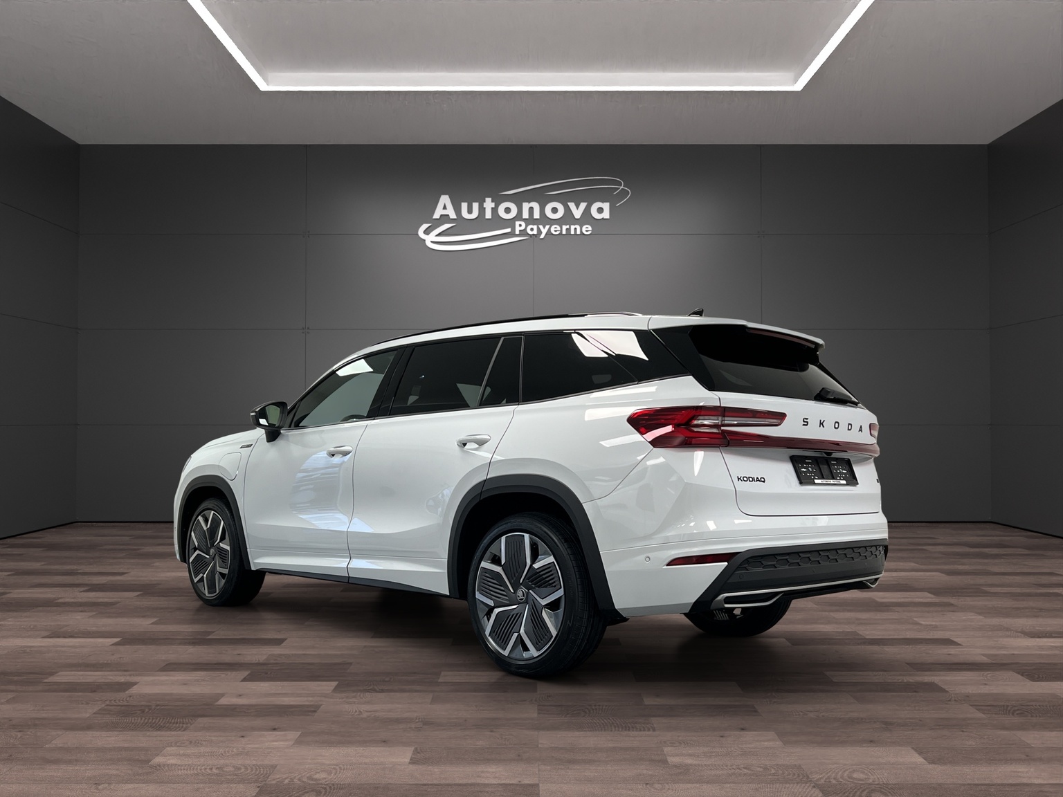 SKODA Kodiaq 1.5 TSI PHEV Sportline-image-3