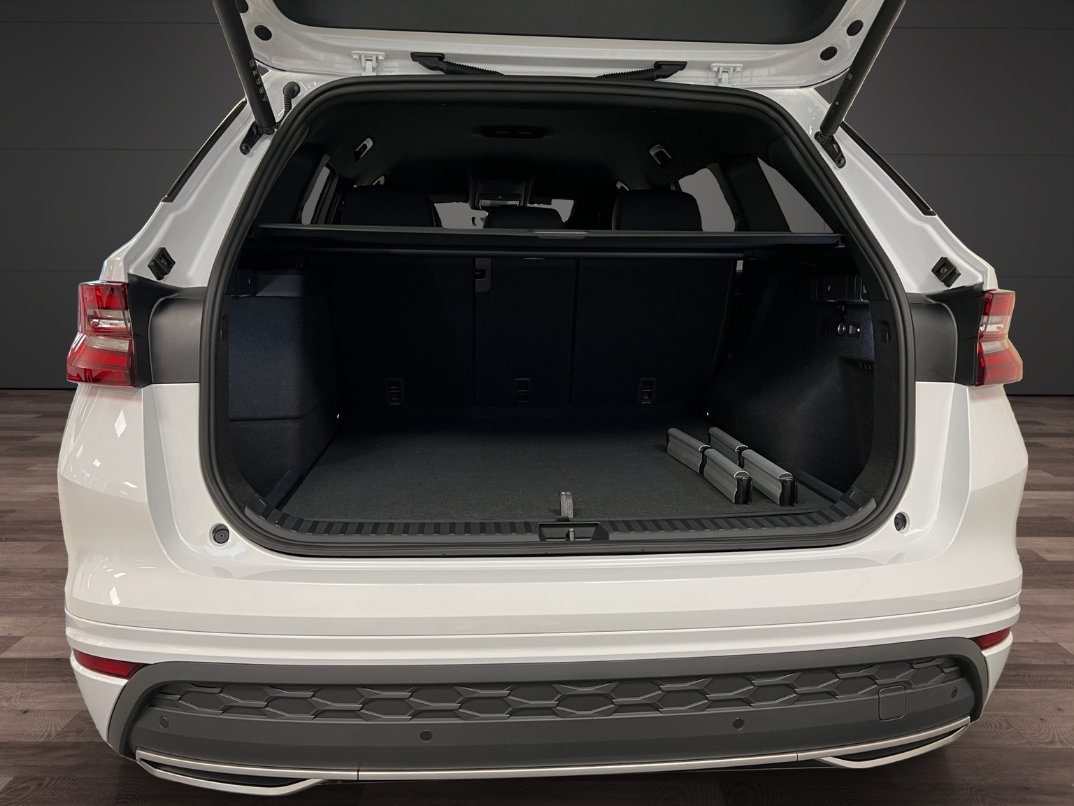 SKODA Kodiaq 1.5 TSI PHEV Sportline-image-12