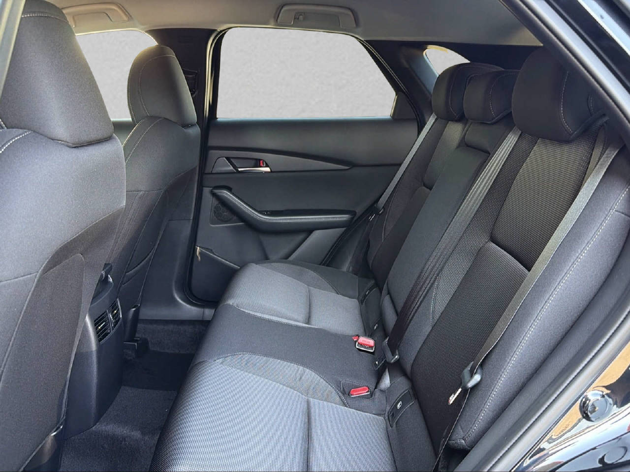MAZDA CX-30 2.5 140 PS Exclusive-Line FWD-image-6