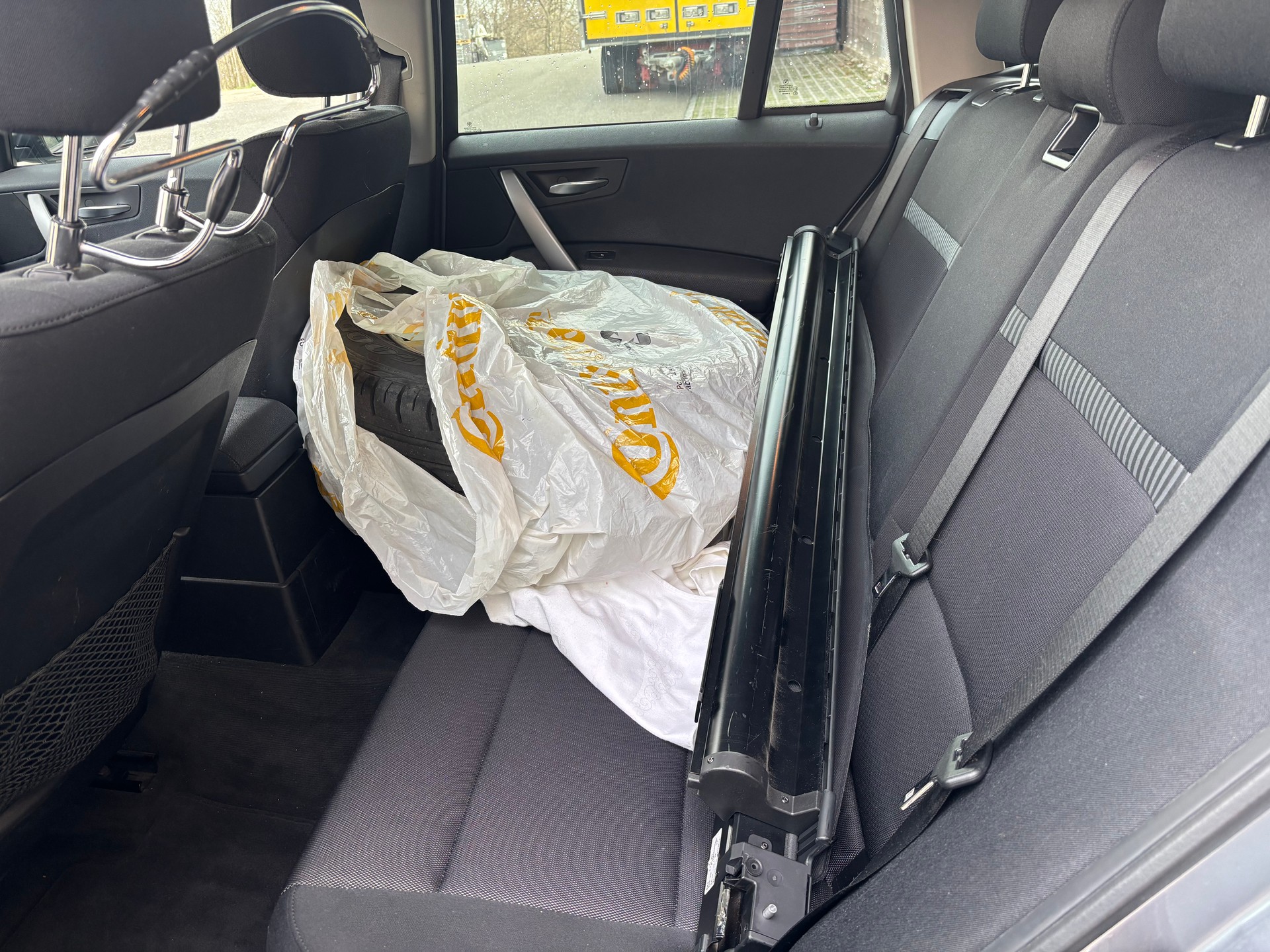 BMW X3 2.0d-image-10