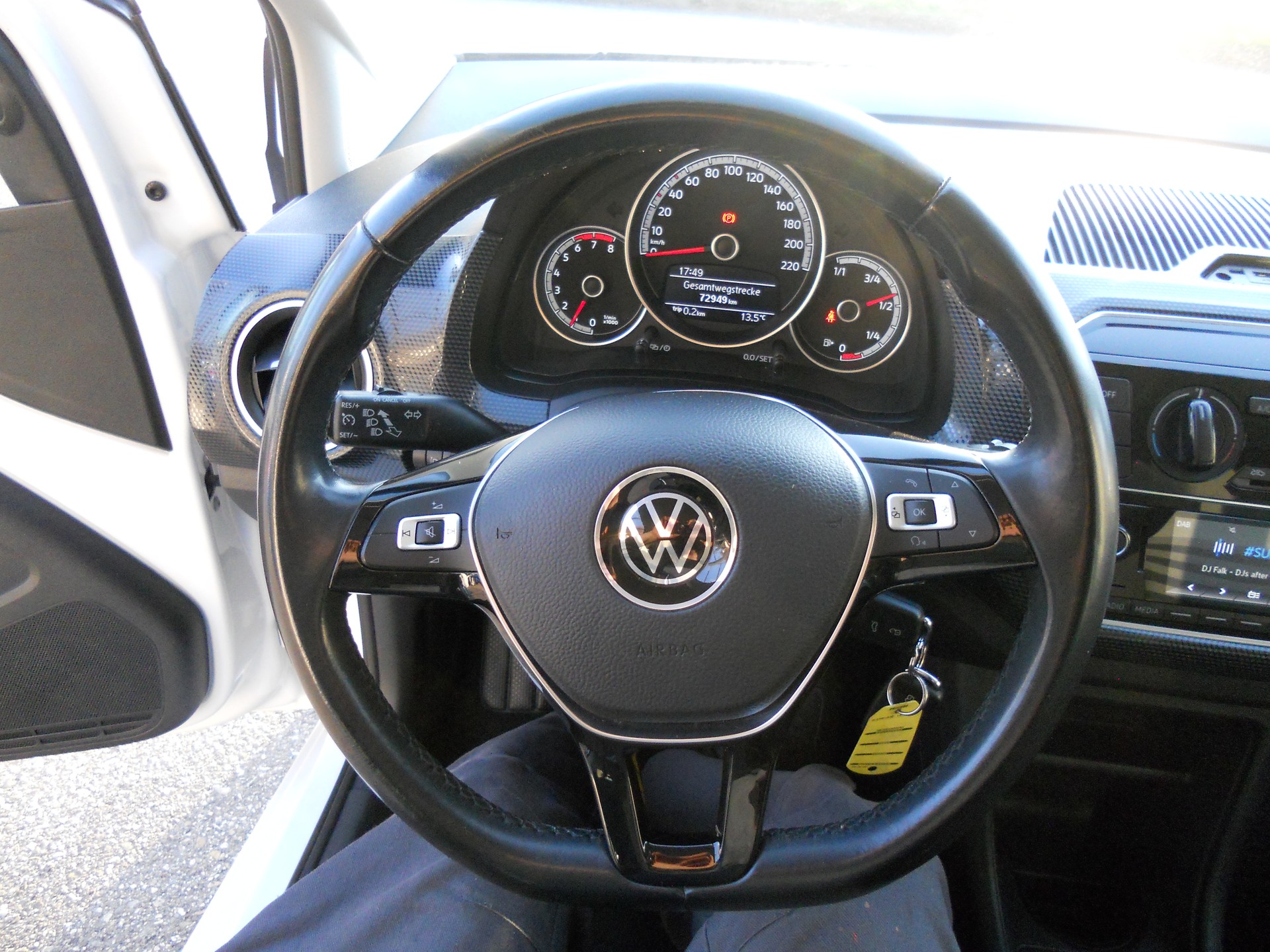 VW Up 1.0 MPI move up-image-14