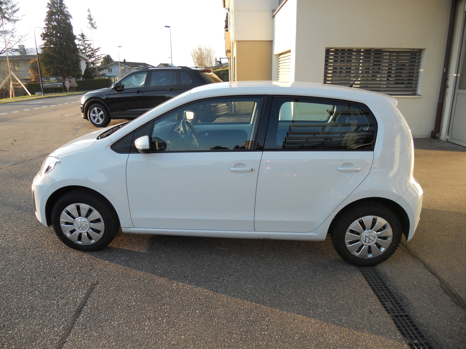 VW Up 1.0 MPI move up-image-1