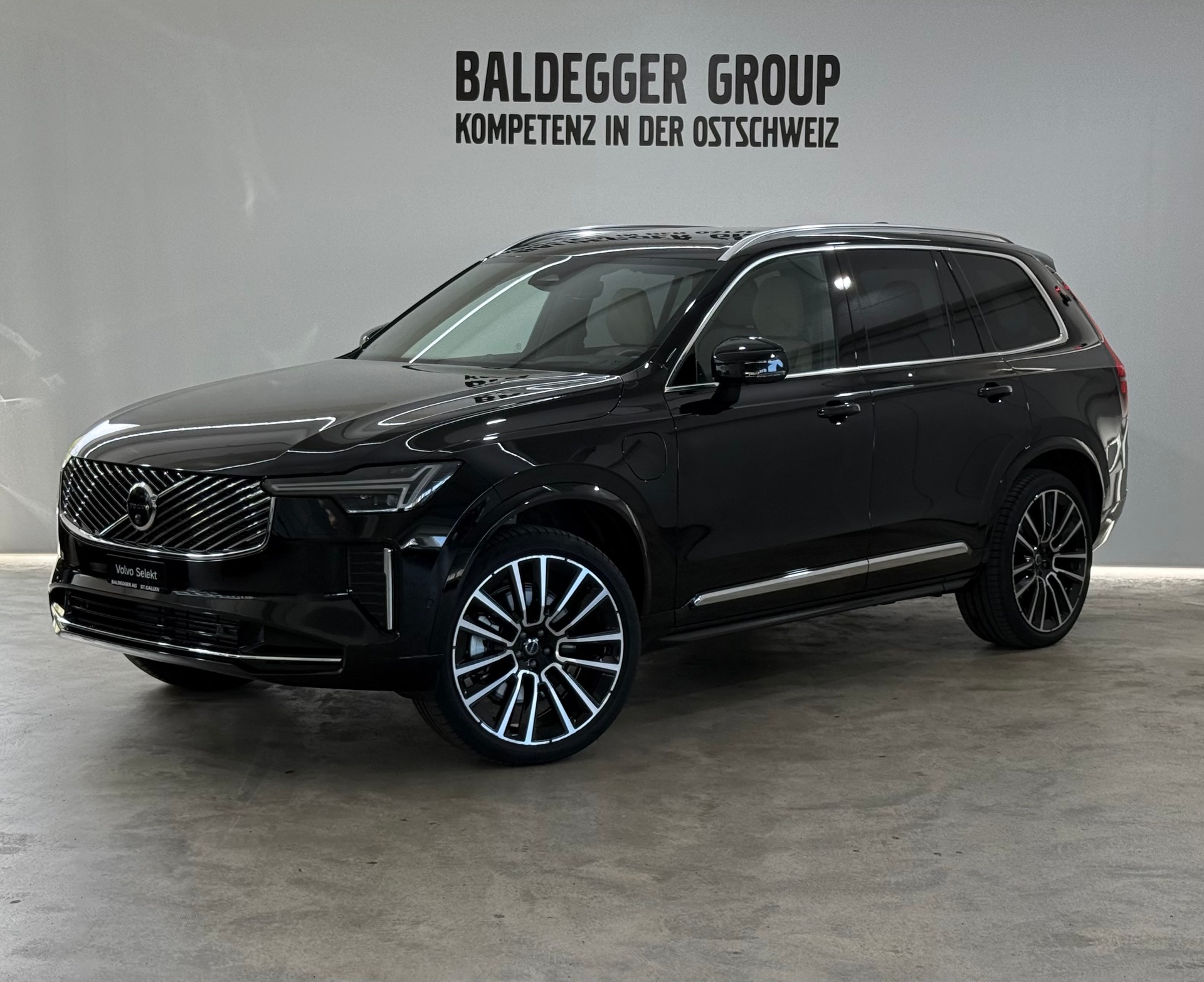 VOLVO XC90 2.0 T8 TE Ultra Bright eA-image-0