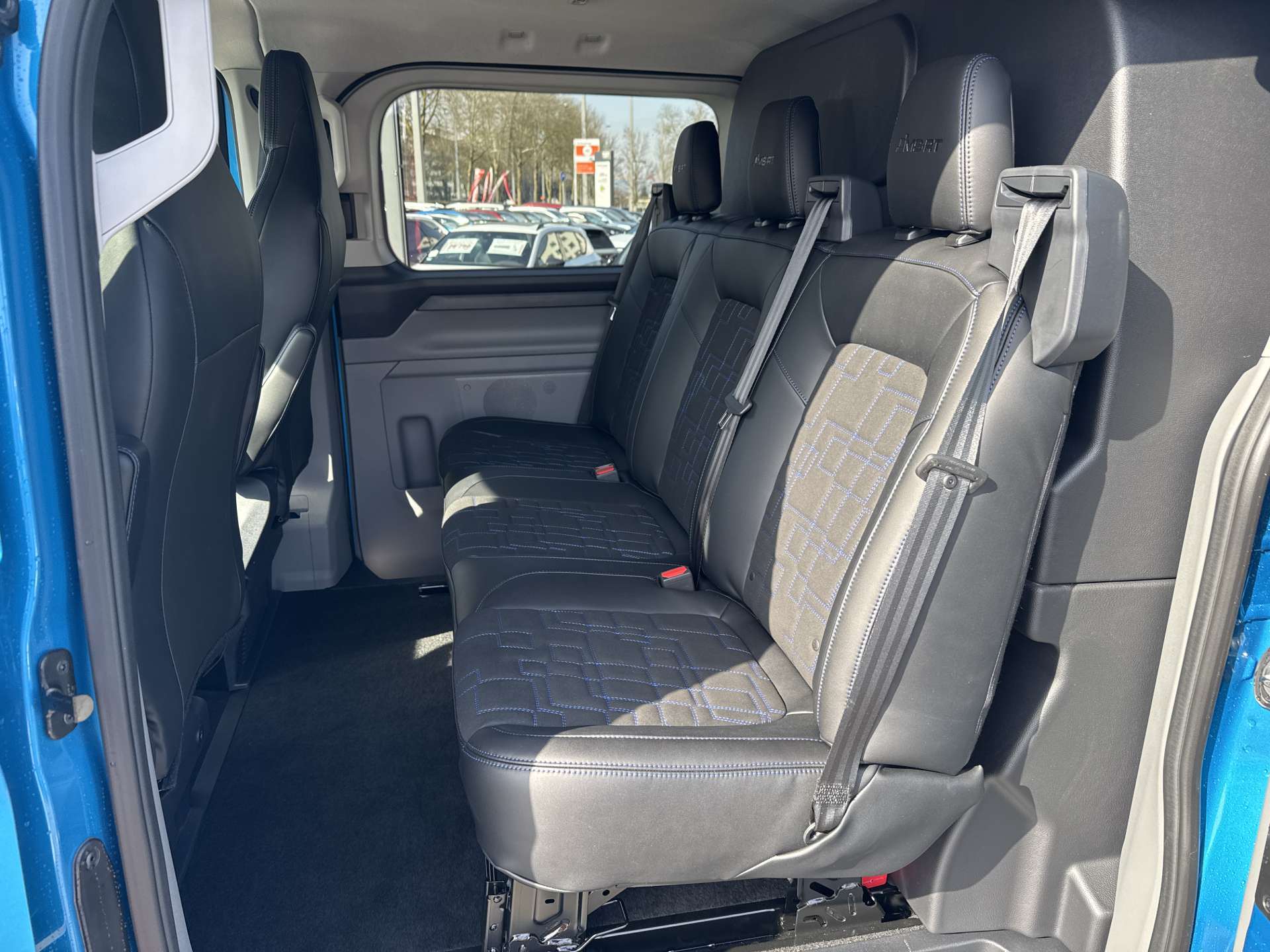 FORD Transit Custom Van 320 MS-RT 286PS L1H1 65kWh-image-6