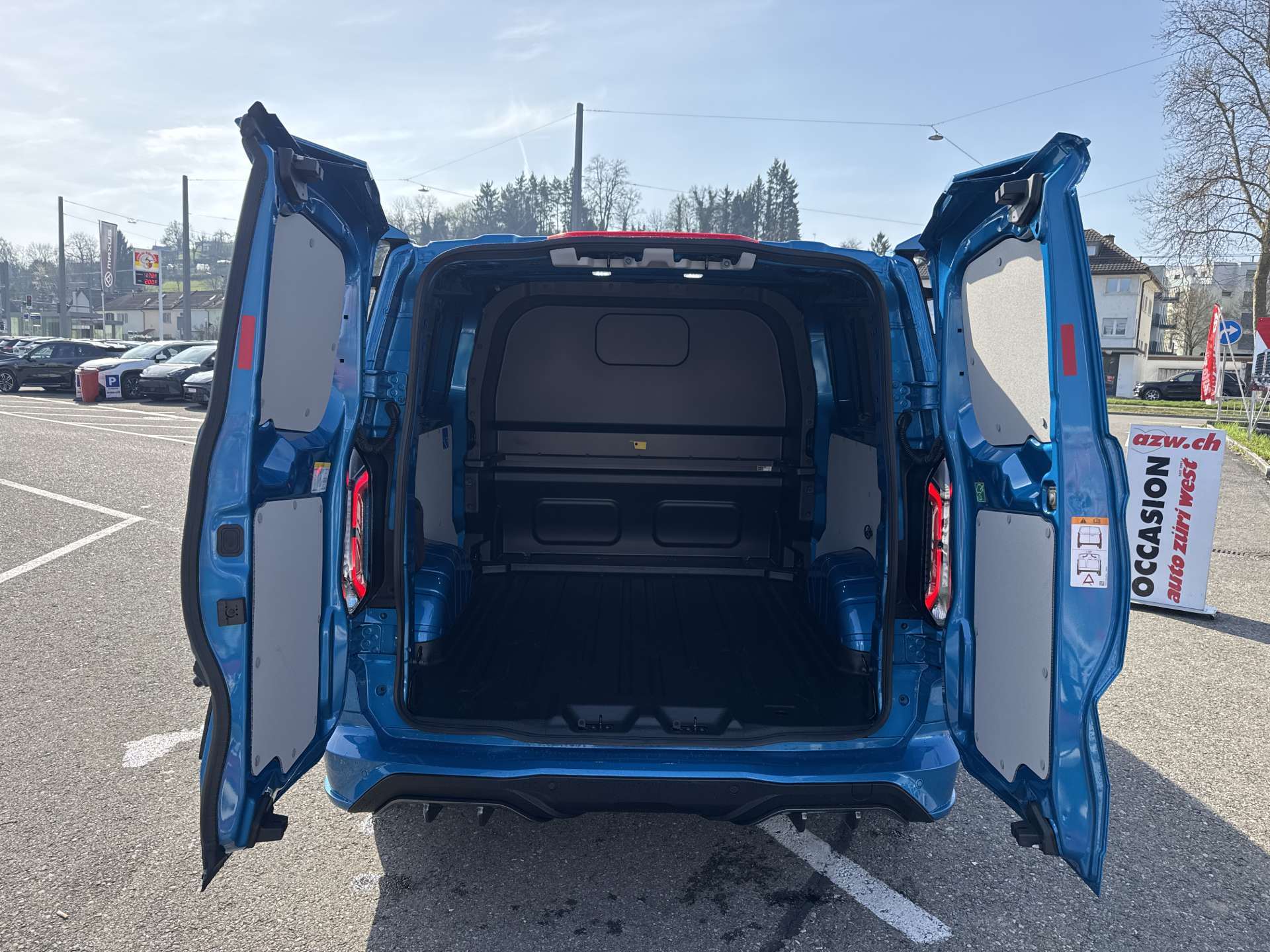 FORD Transit Custom Van 320 MS-RT 286PS L1H1 65kWh-image-7