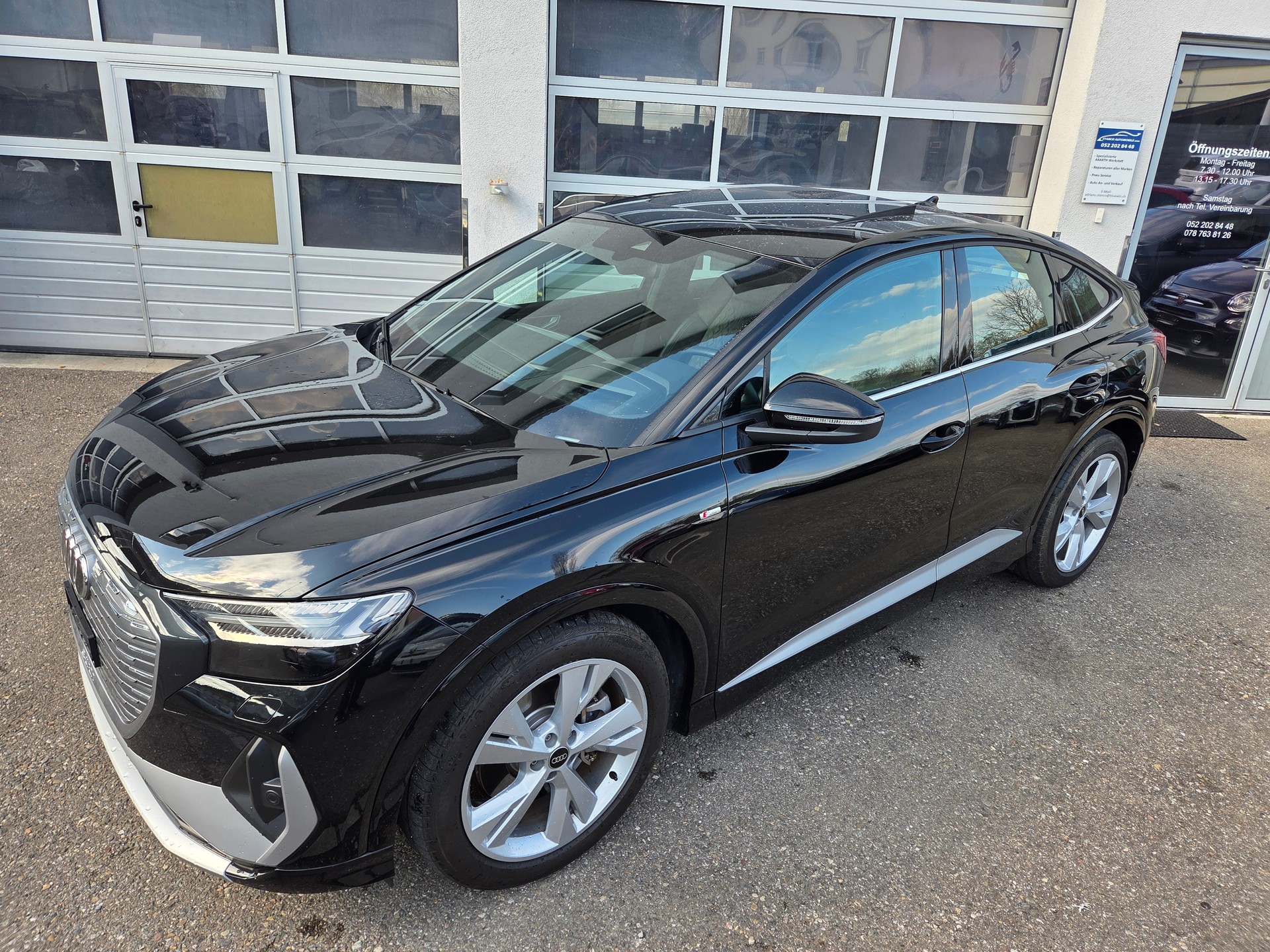 AUDI Q4 Sportback e-tron 50 quattro-image-9
