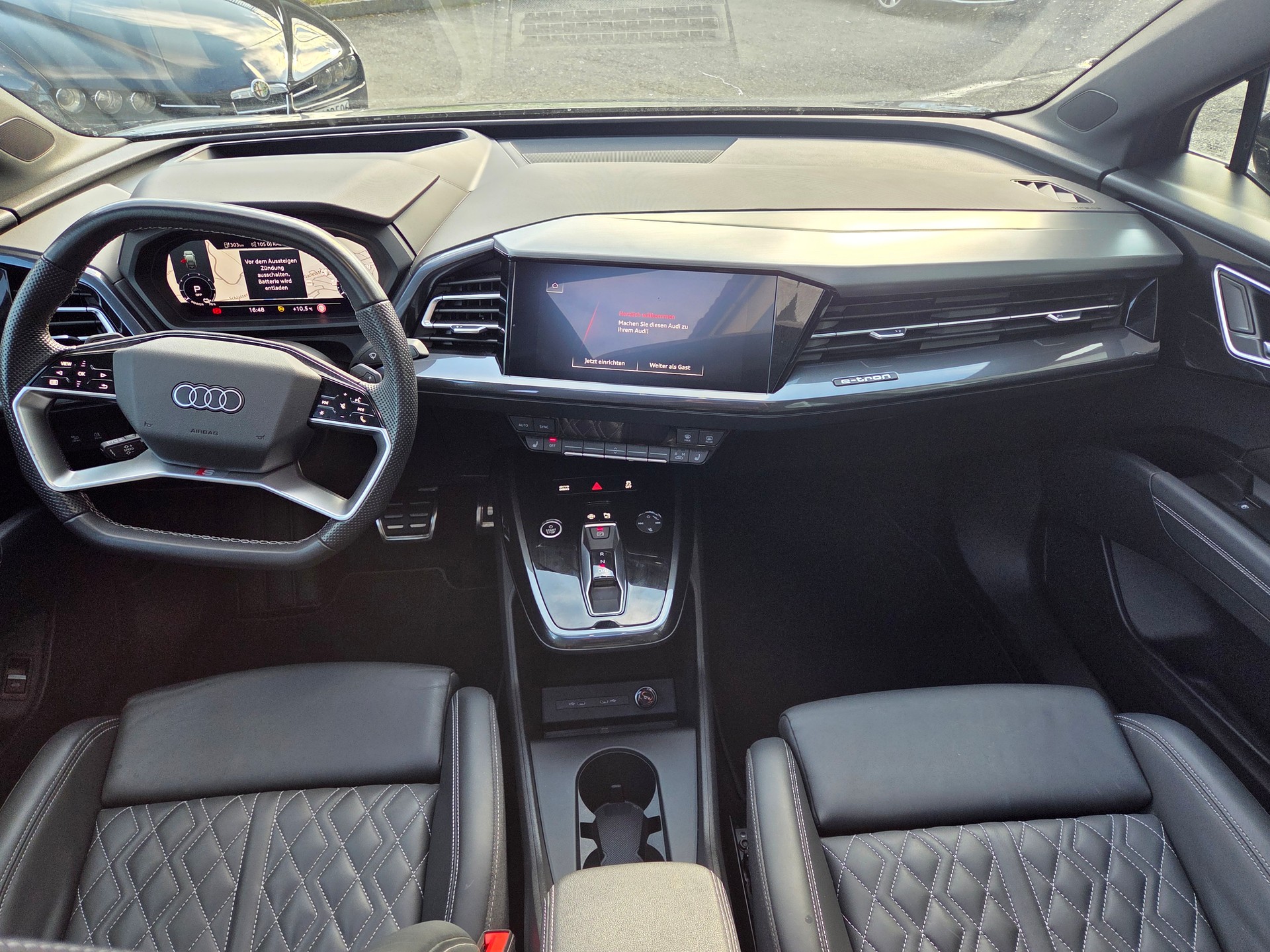 AUDI Q4 Sportback e-tron 50 quattro-image-6